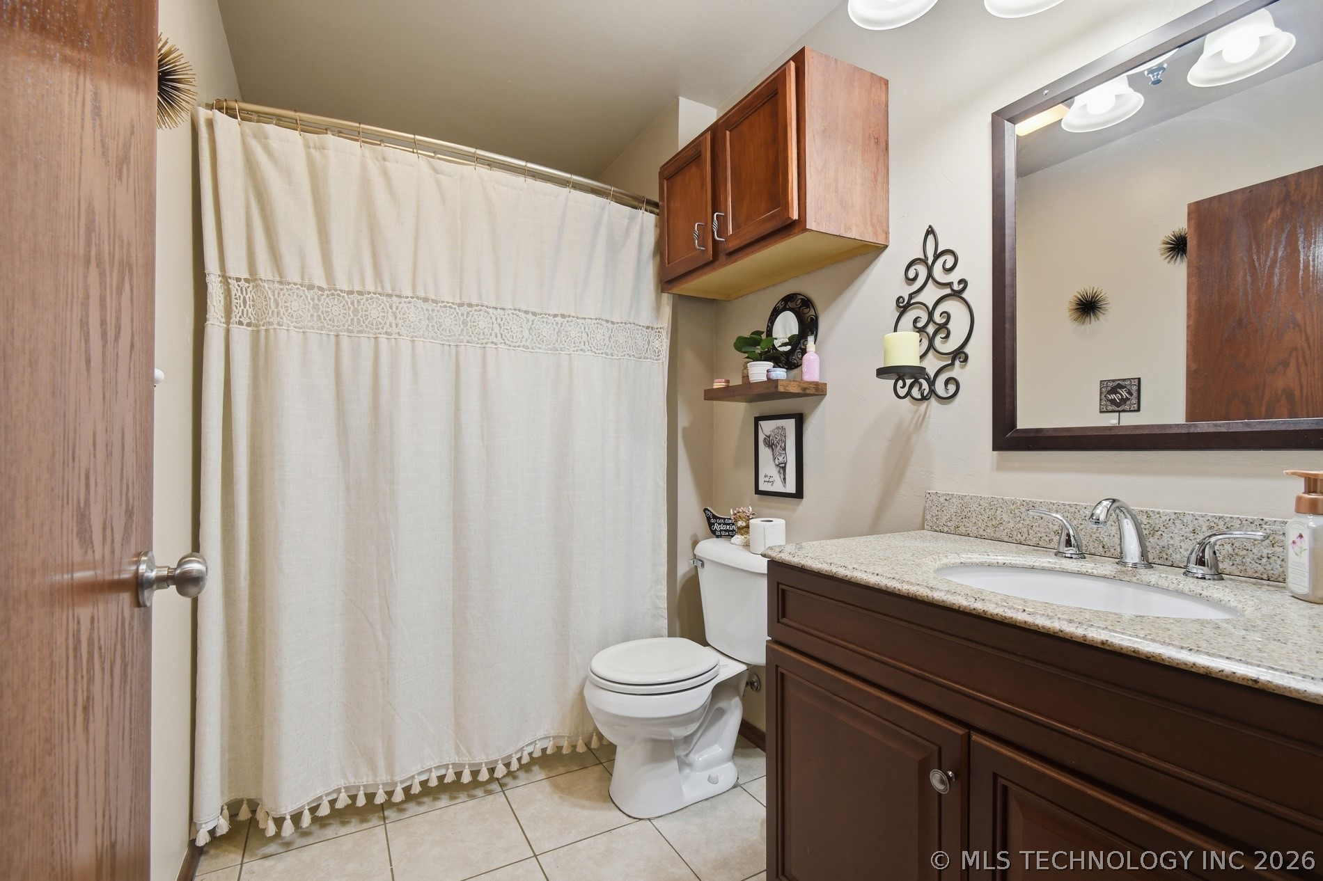 104 Overland Court Property Photo 17