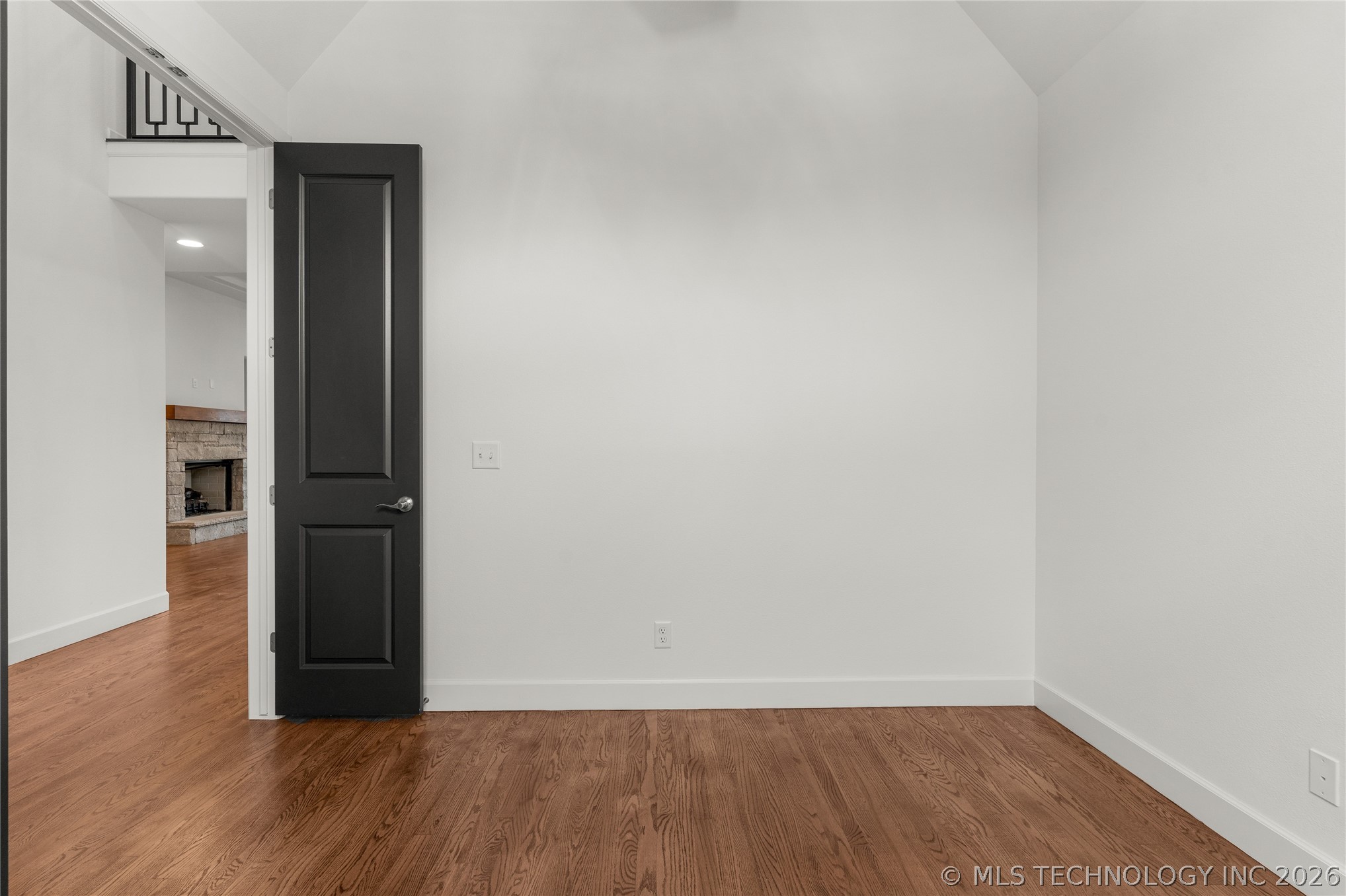 13624 S 21st Place Property Photo 12
