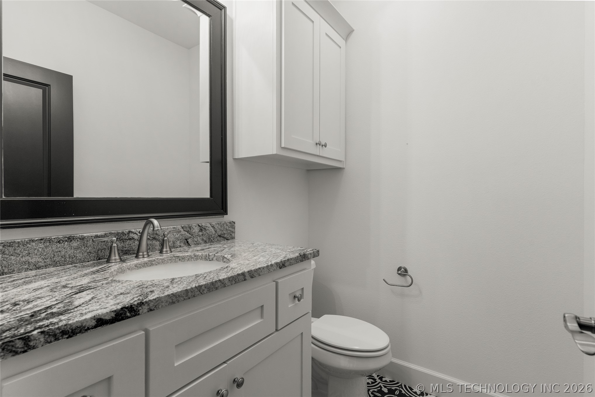 13624 S 21st Place Property Photo 13