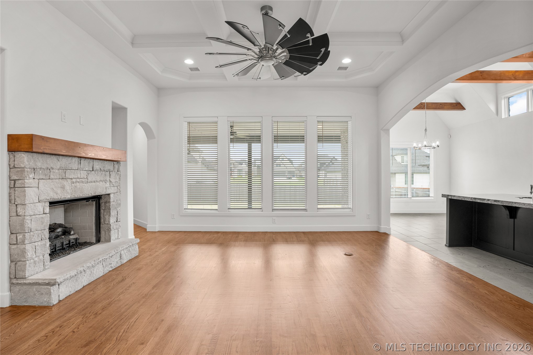 13624 S 21st Place Property Photo 17