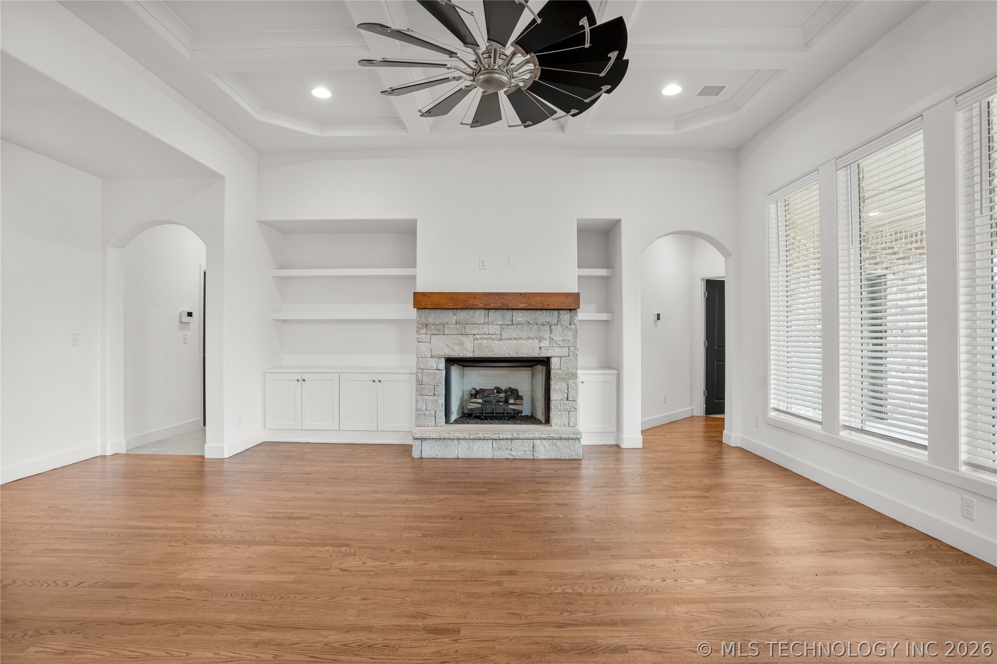 13624 S 21st Place Property Photo 19