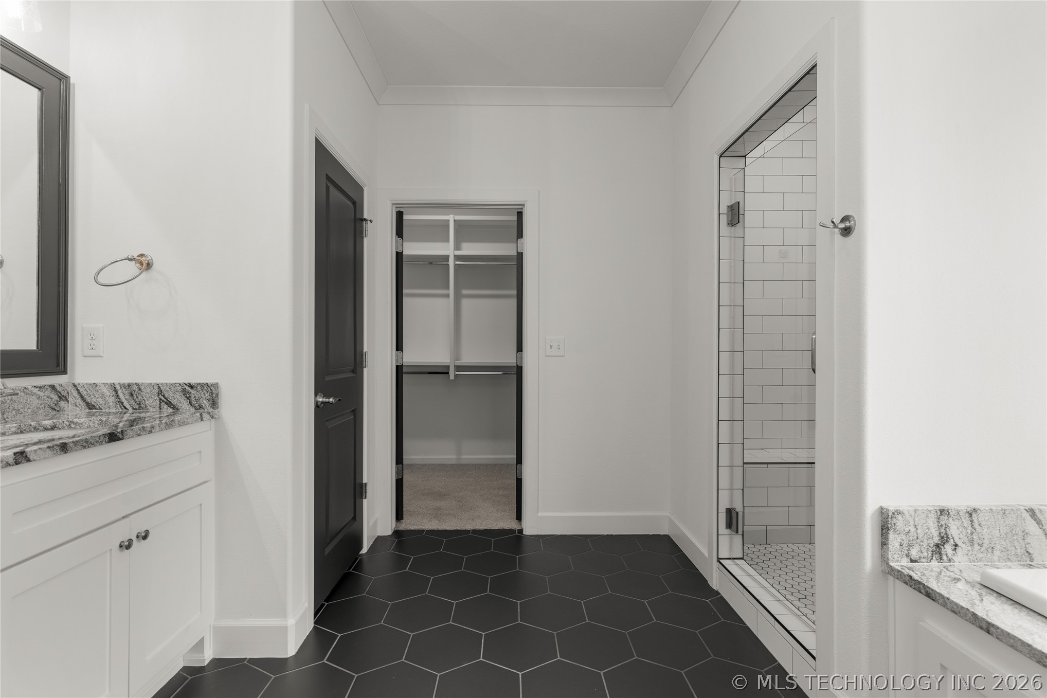 13624 S 21st Place Property Photo 43