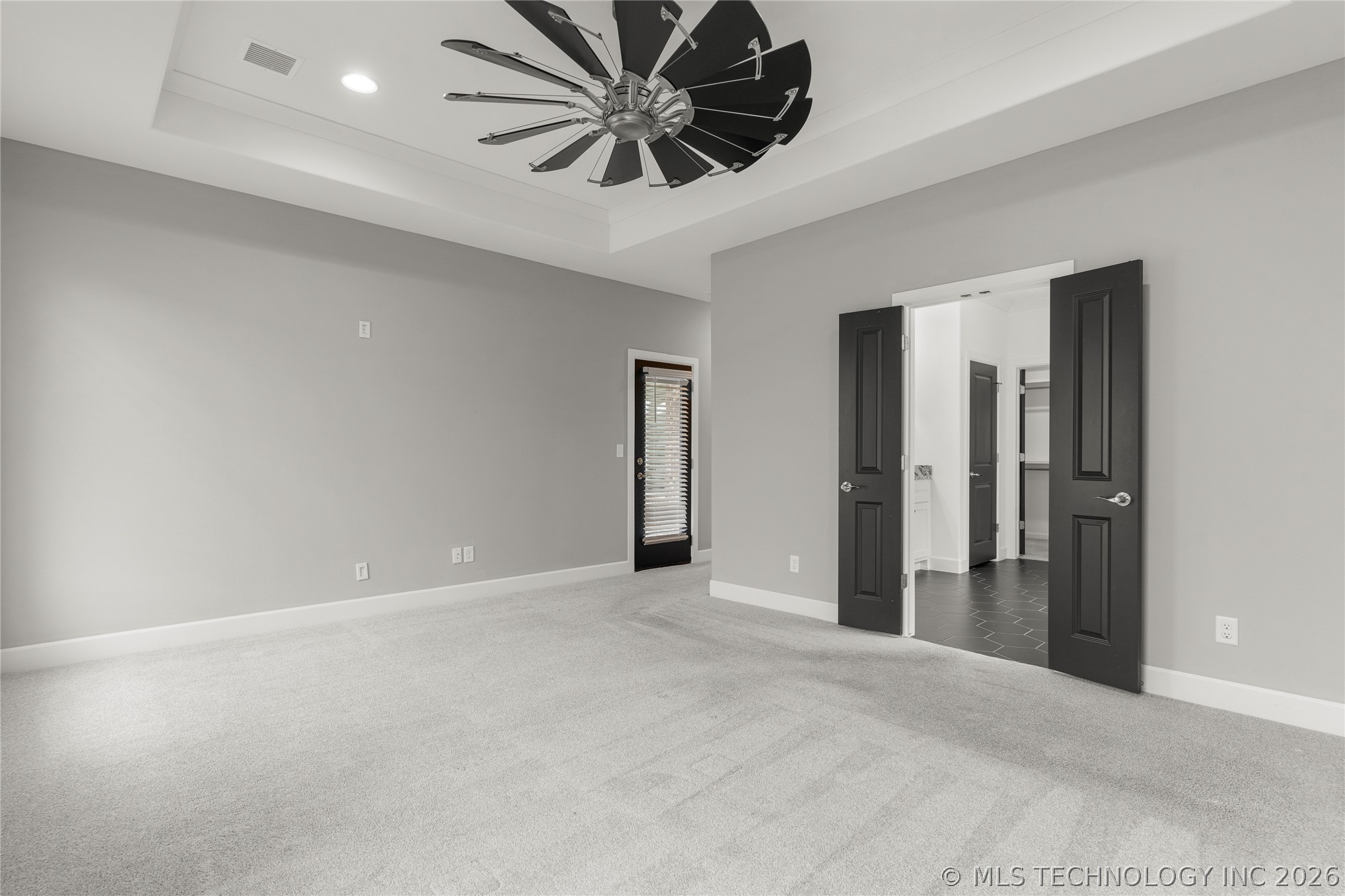 13624 S 21st Place Property Photo 45