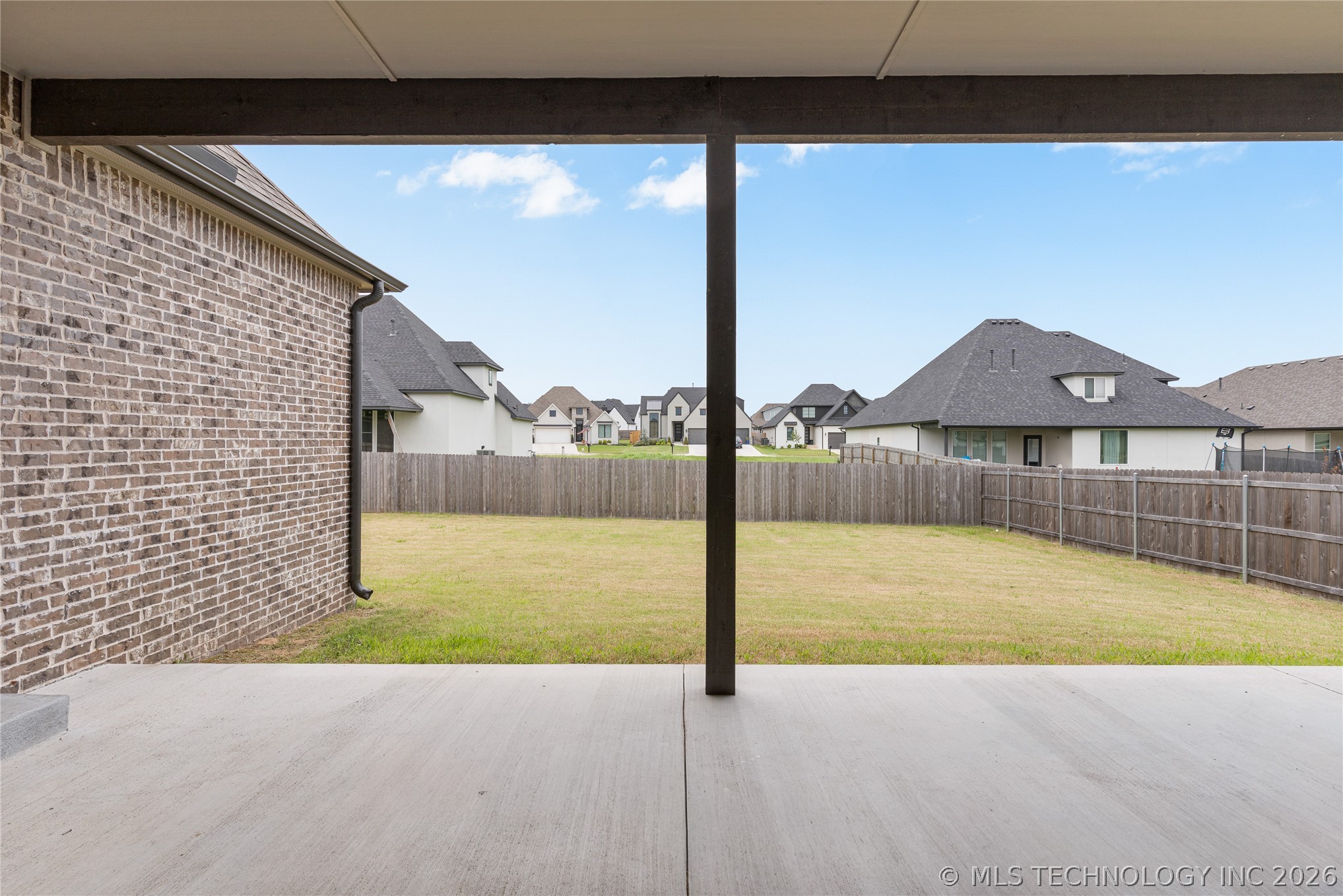 13624 S 21st Place Property Photo 59