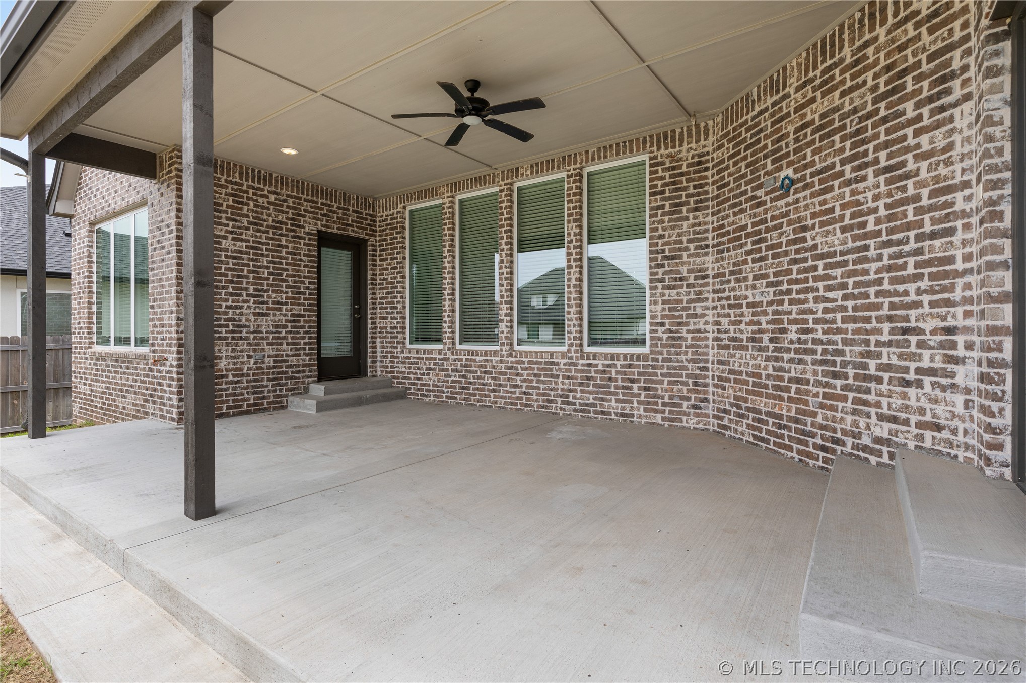 13624 S 21st Place Property Photo 60