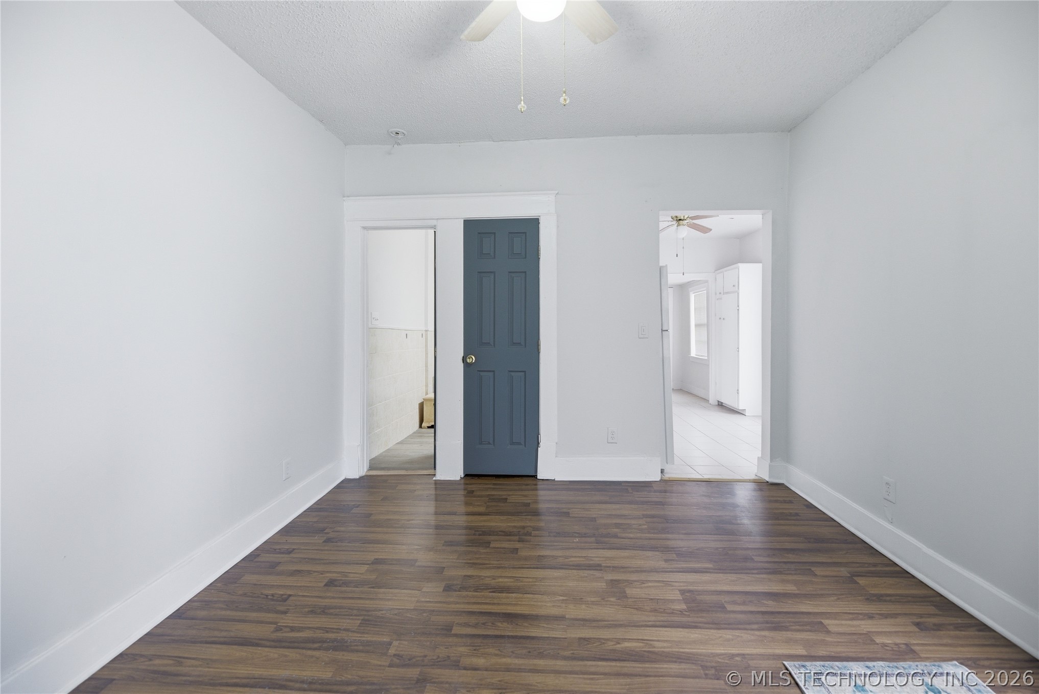 1633 E 4th Street Property Photo 9