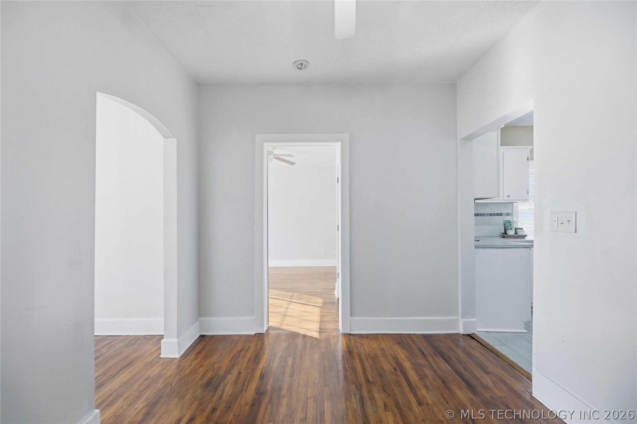 1633 E 4th Street Property Photo 12