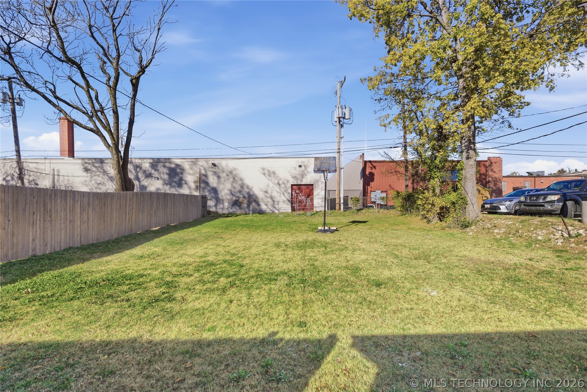 1633 E 4th Street Property Photo 26