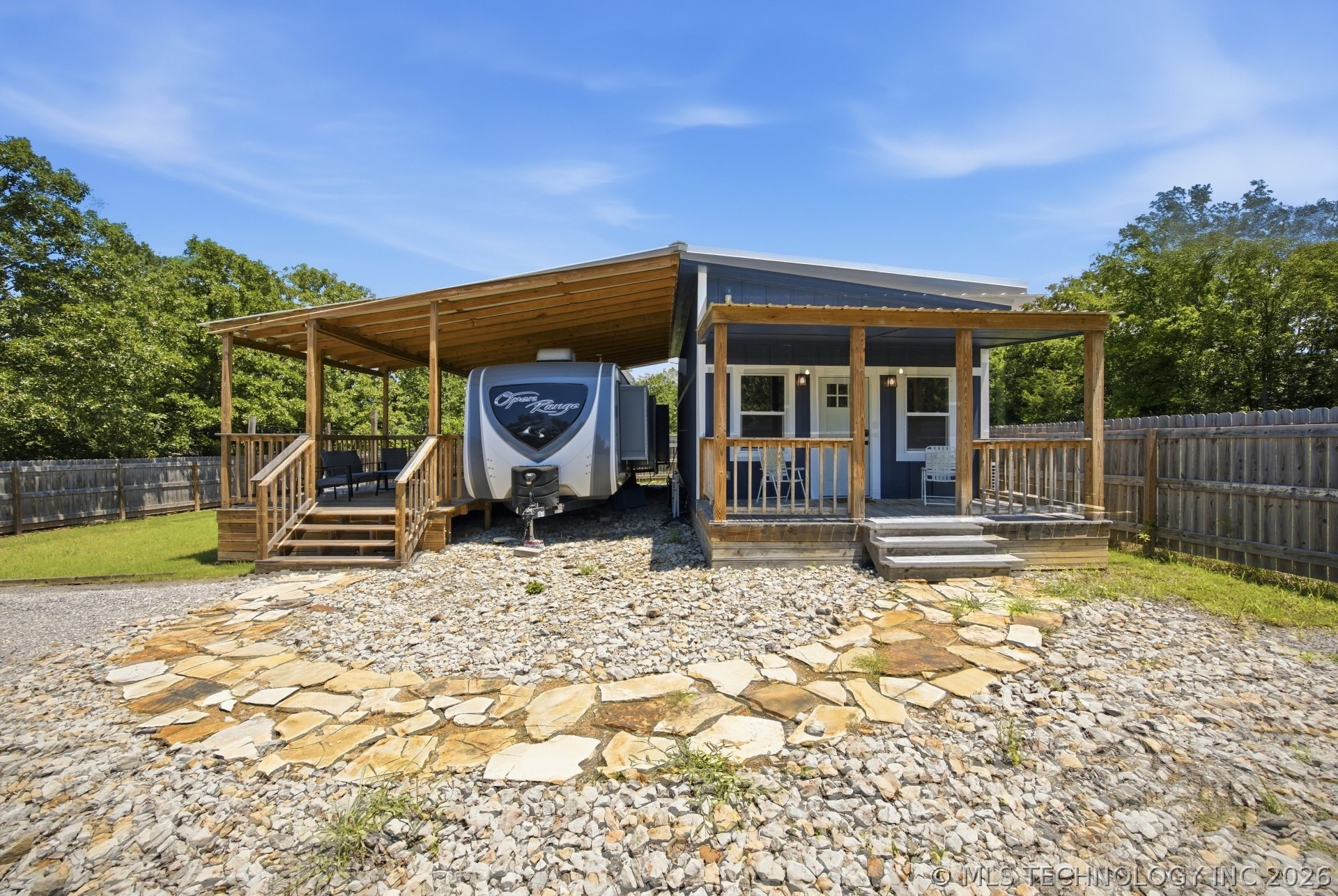 127 Seneca Springs