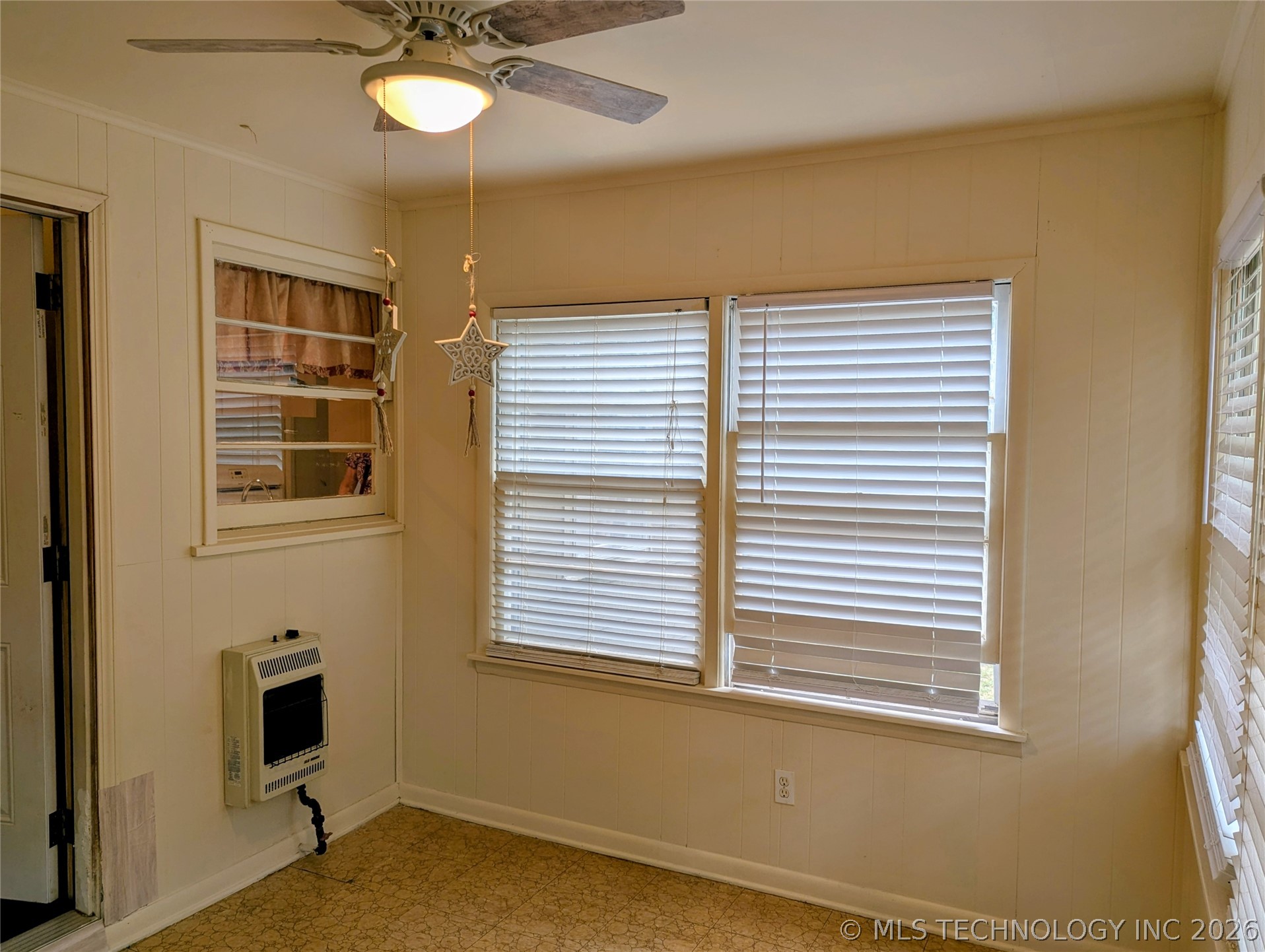 302 W 39th Street Property Photo 19