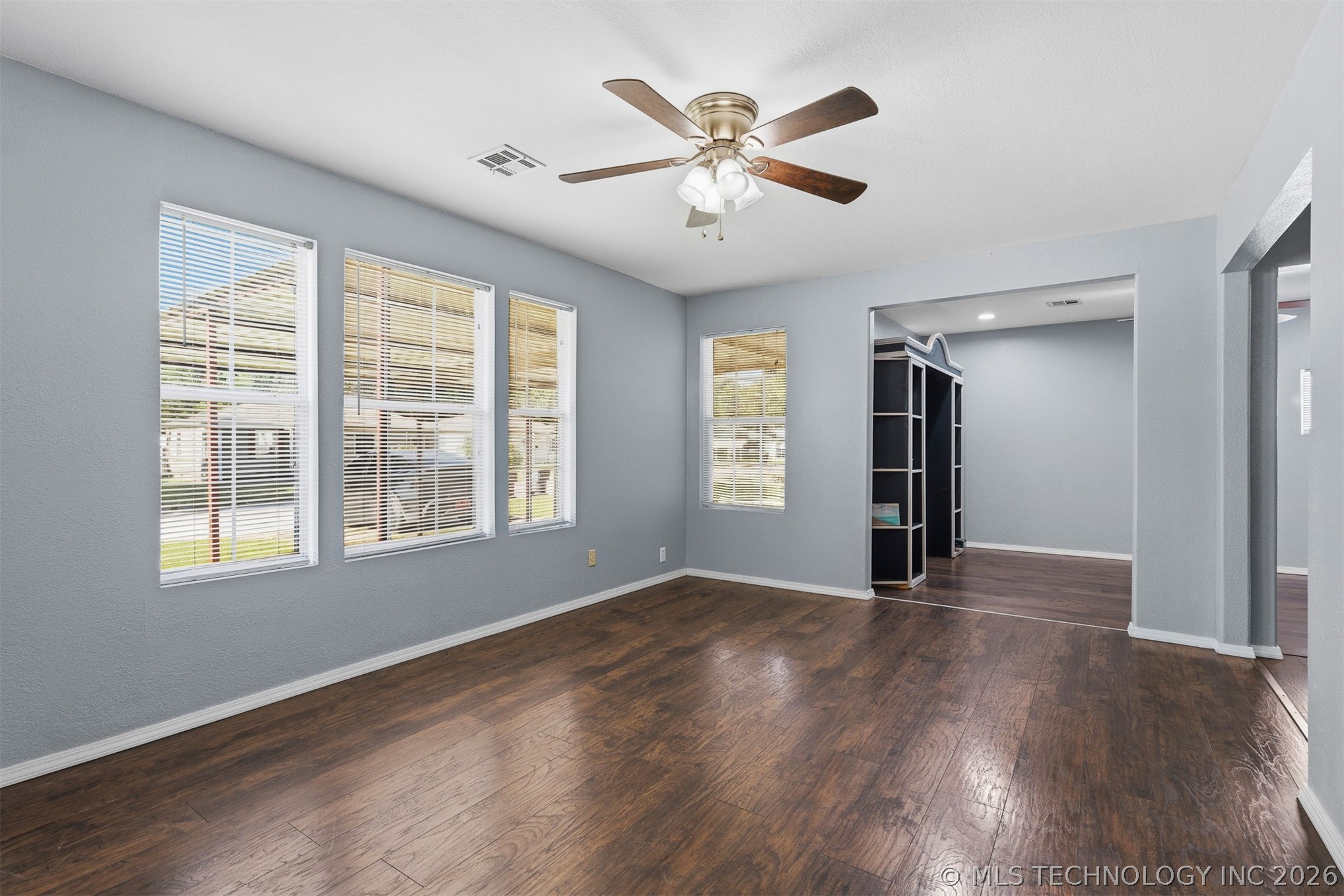 709 Elm Street Nw Property Photo 5