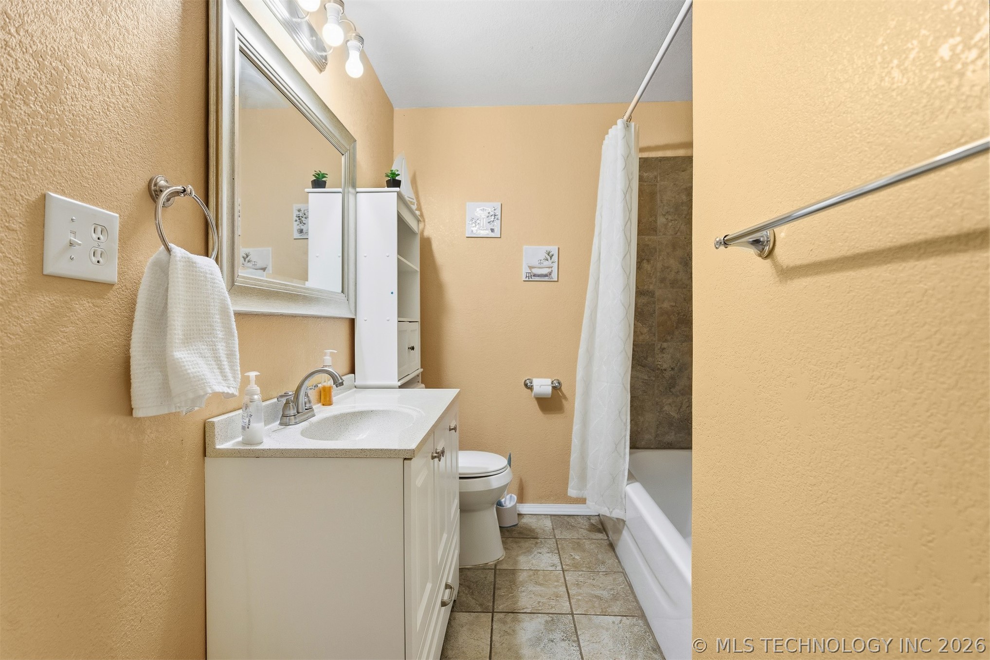 709 Elm Street Nw Property Photo 22
