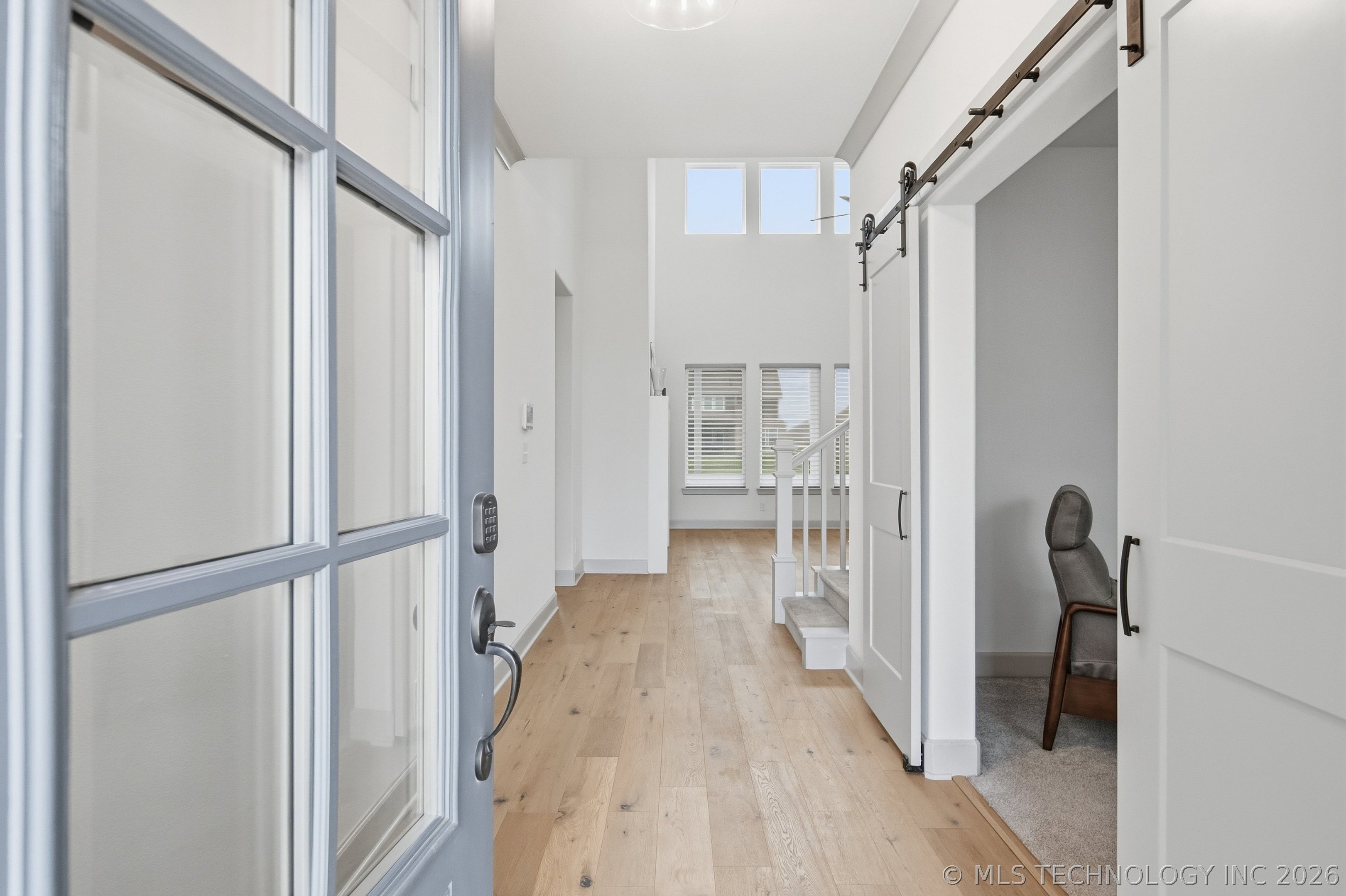 117 W 168th Street S Property Photo 5