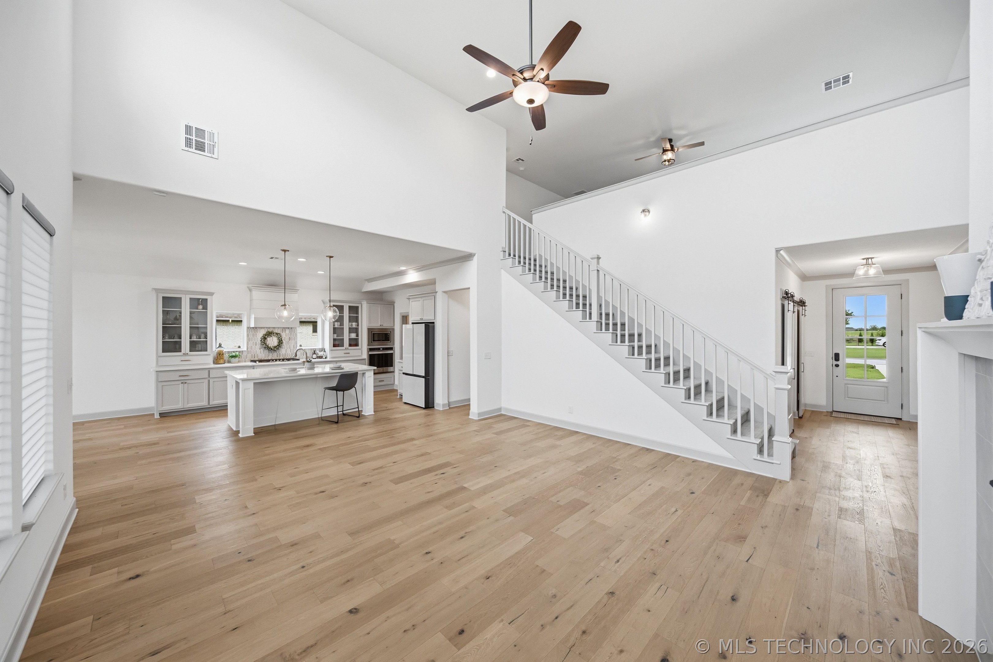 117 W 168th Street S Property Photo 10