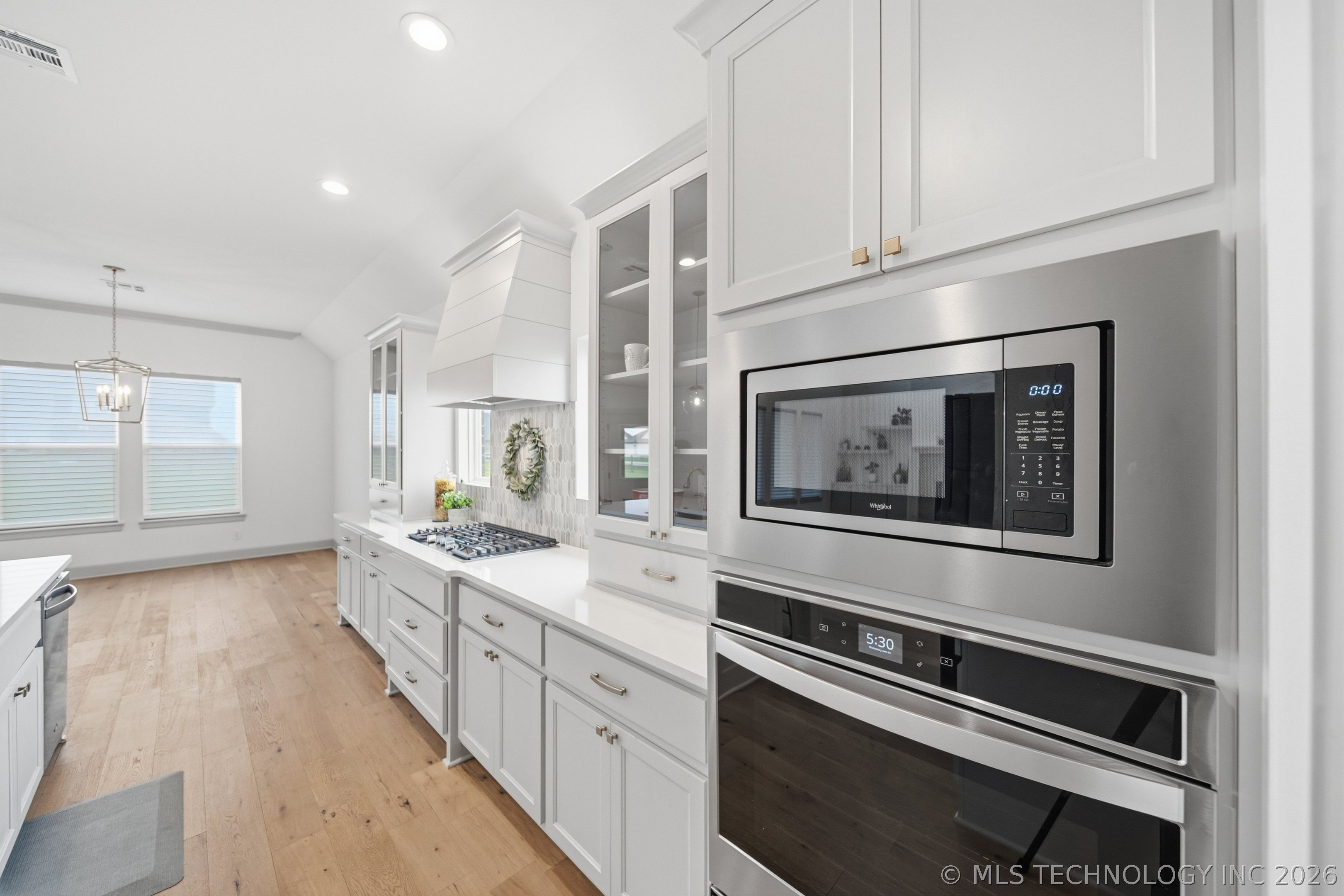 117 W 168th Street S Property Photo 15