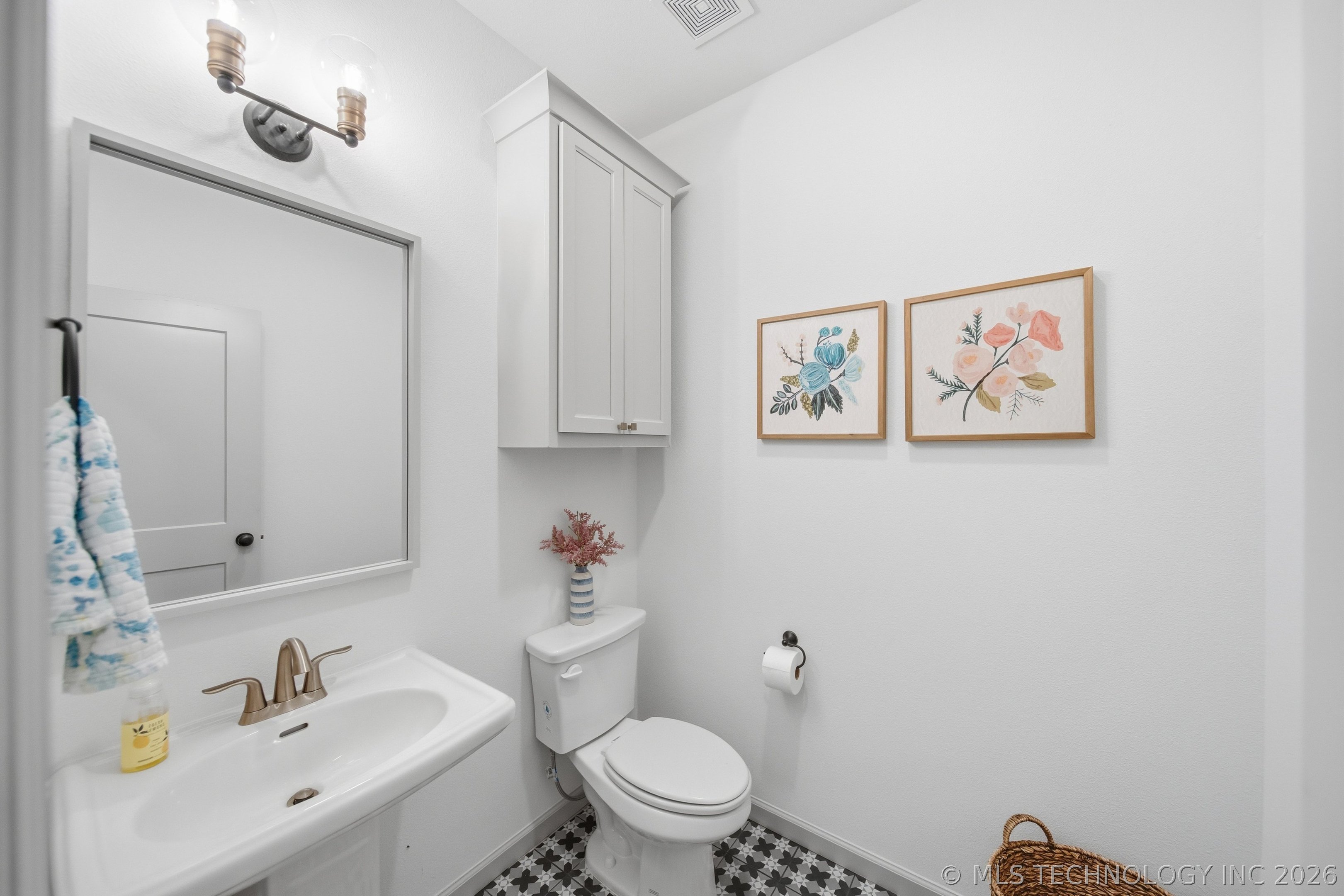 117 W 168th Street S Property Photo 33