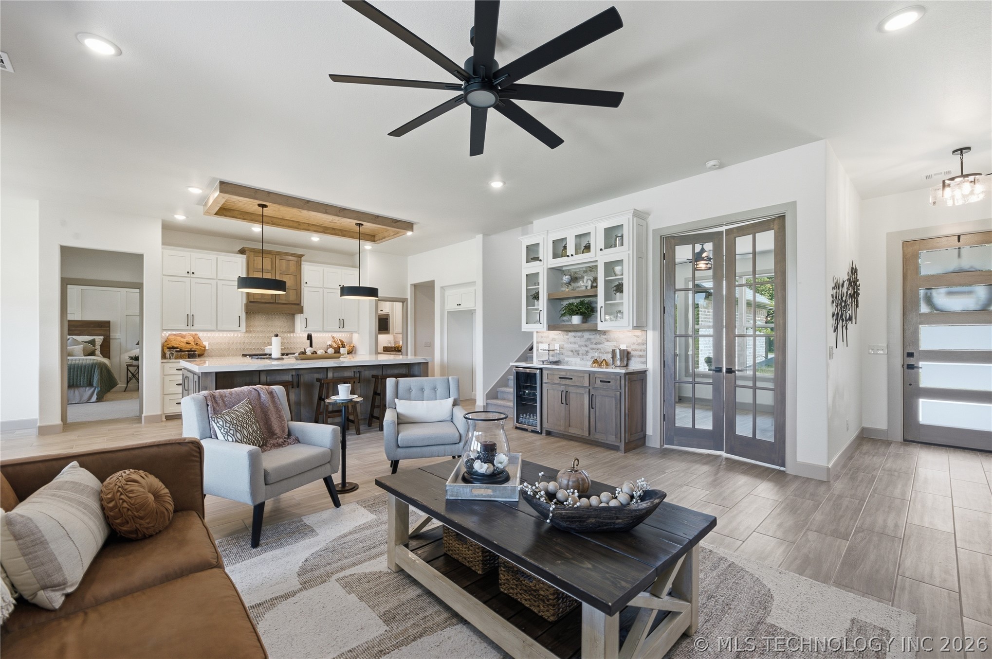 18236 S Clear Creek Court Property Photo 8