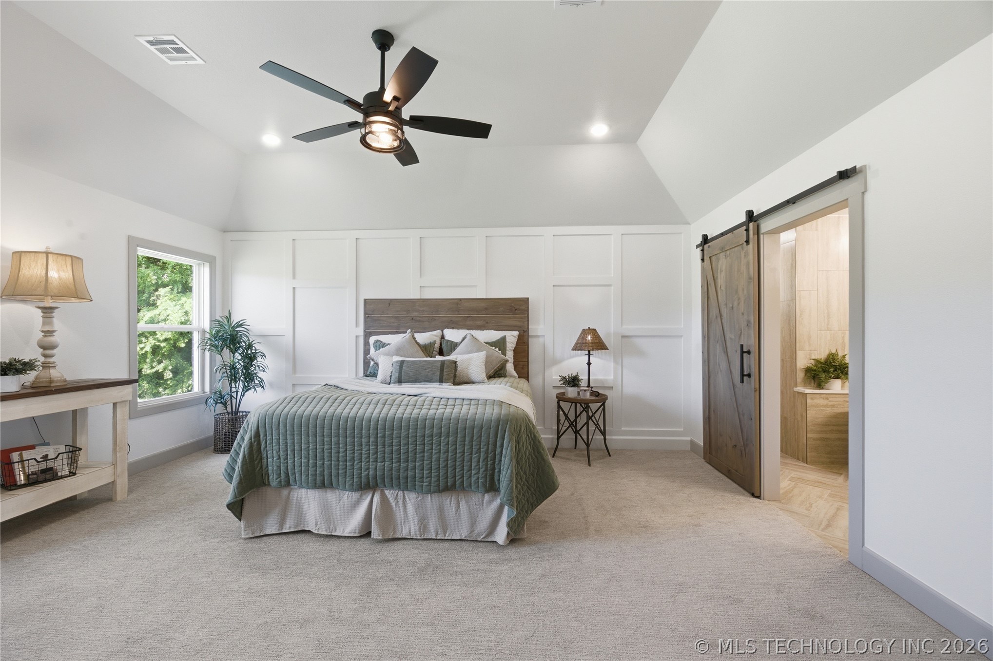 18236 S Clear Creek Court Property Photo 28