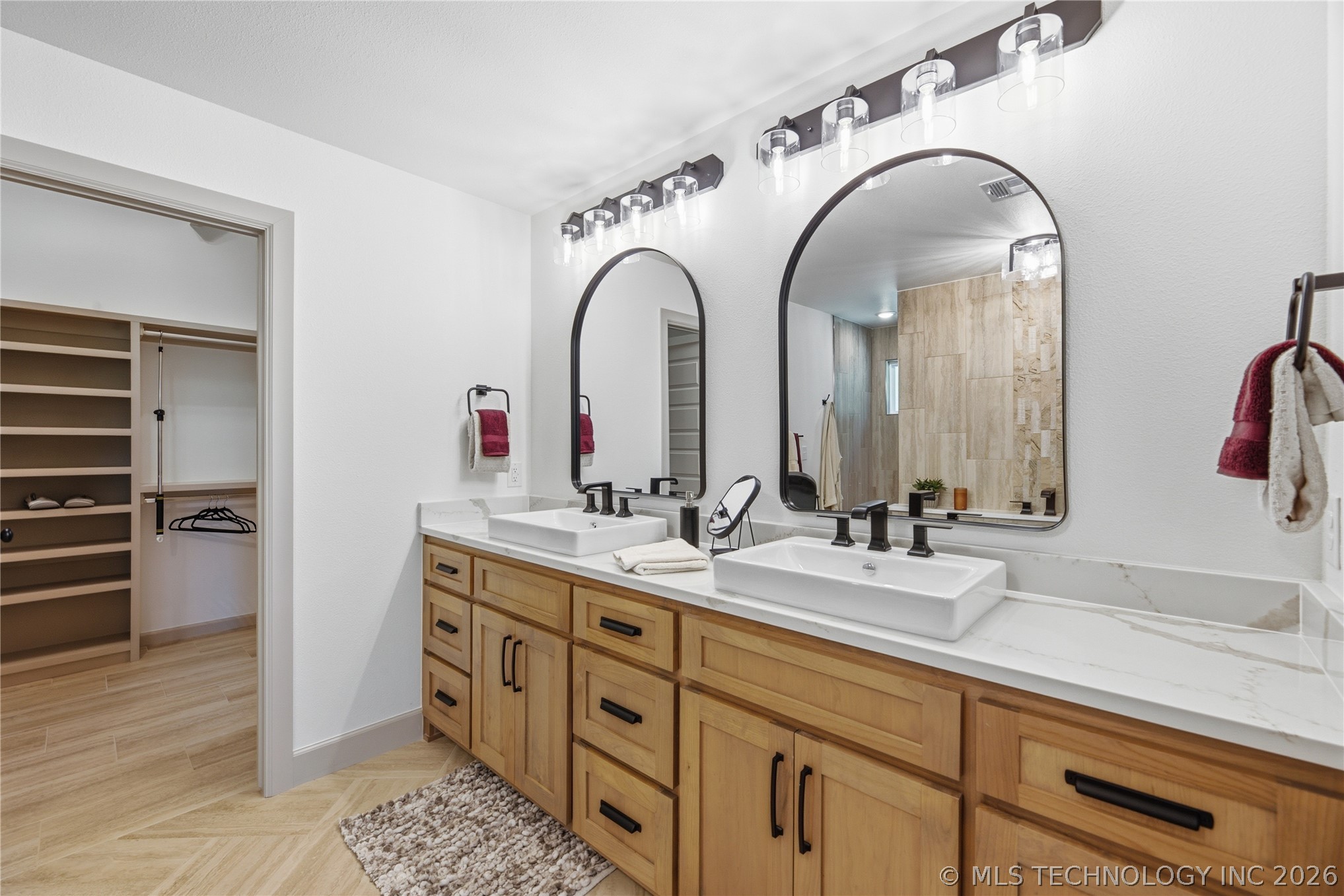 18236 S Clear Creek Court Property Photo 31