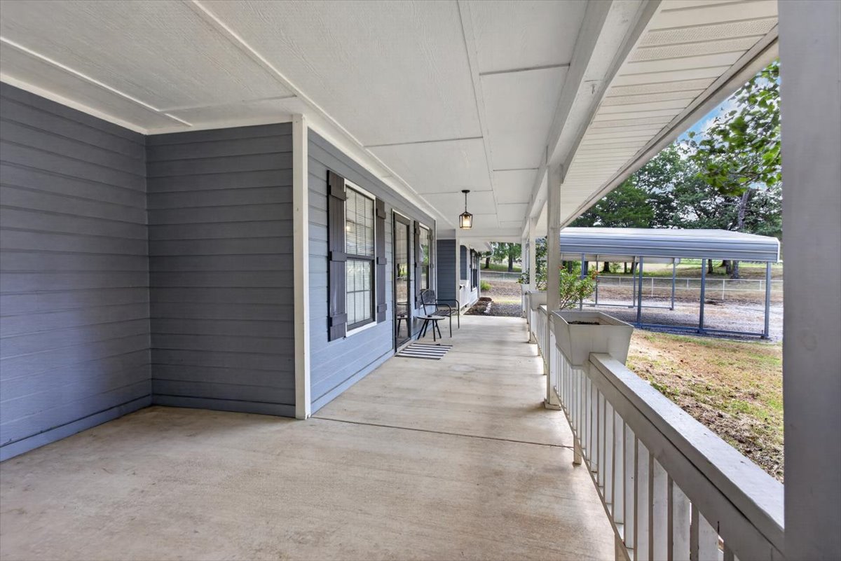 49050 Highway 112 Property Photo 7