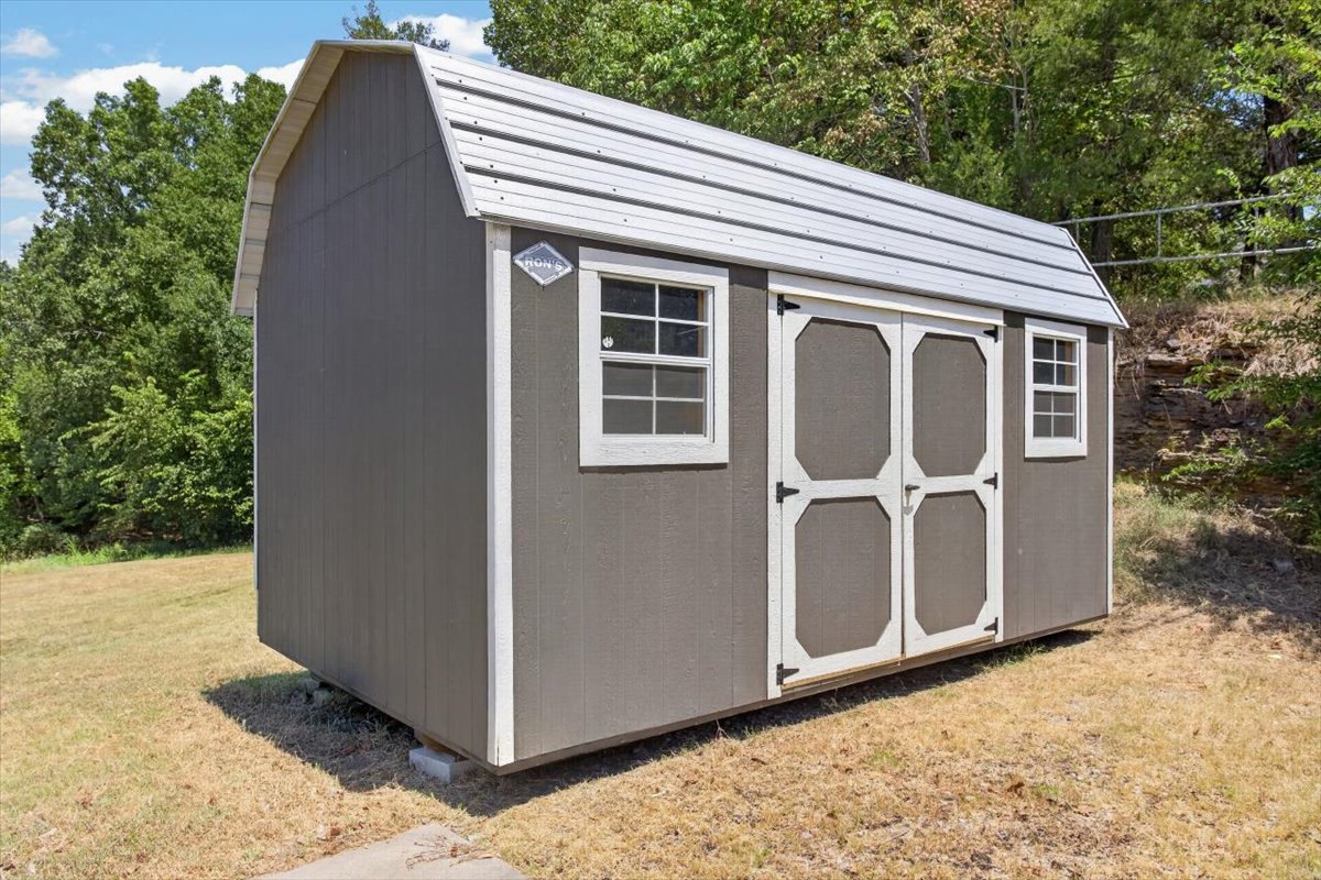49050 Highway 112 Property Photo 15