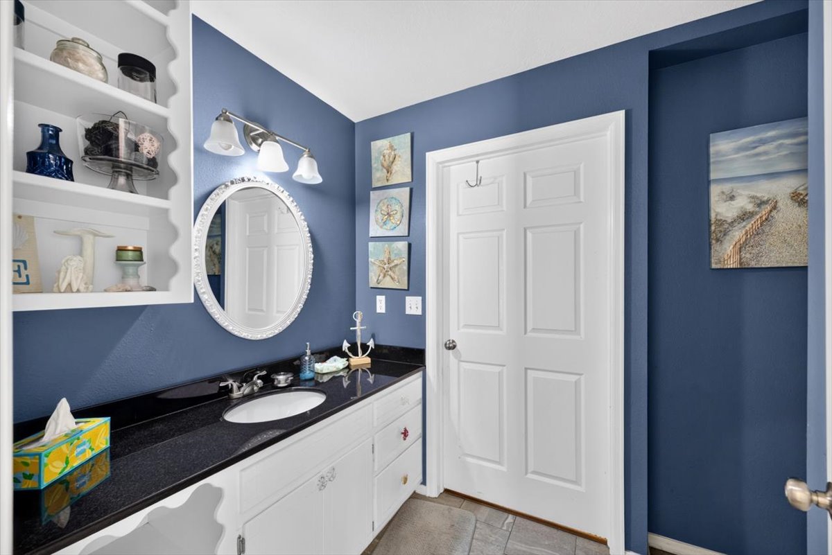 49050 Highway 112 Property Photo 43