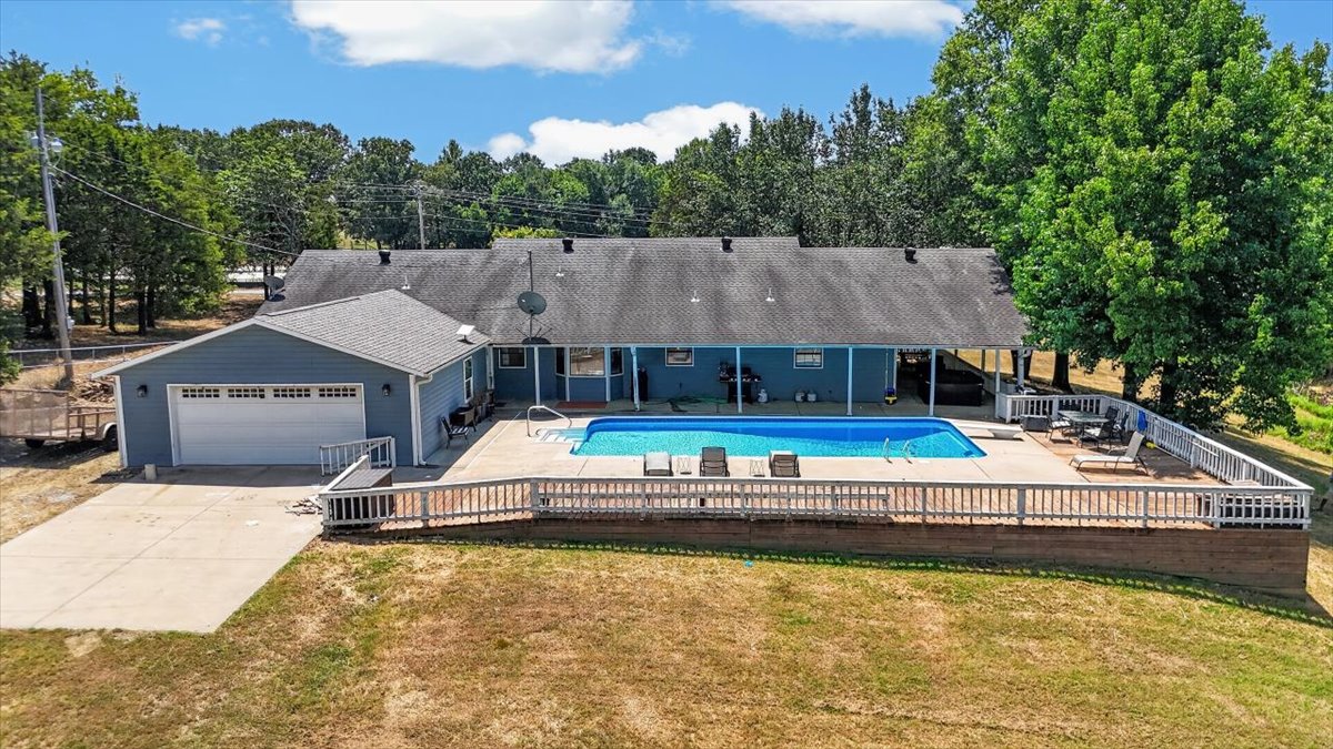 49050 Highway 112 Property Photo 52