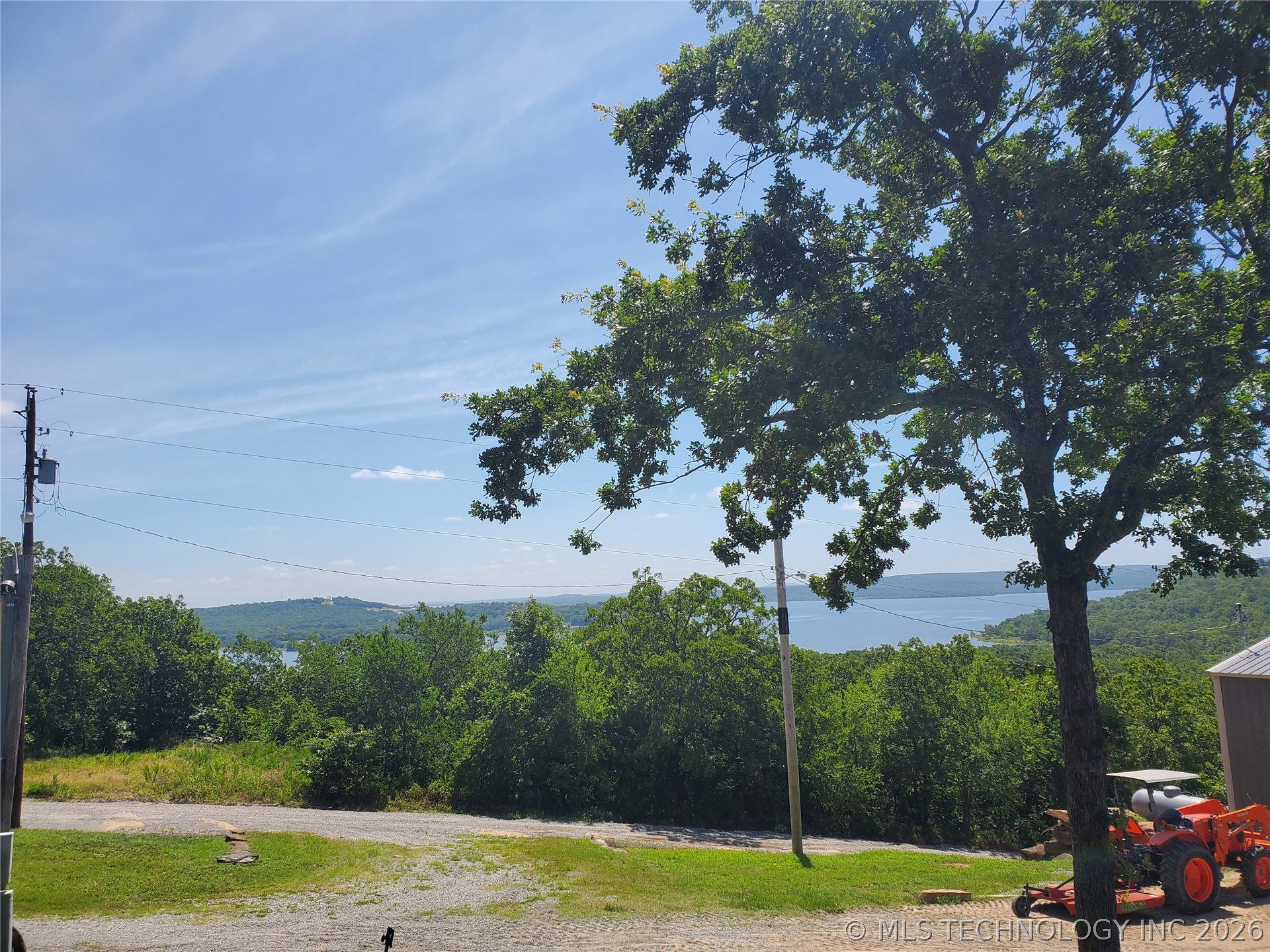 226 S Ridge Road Property Photo 2