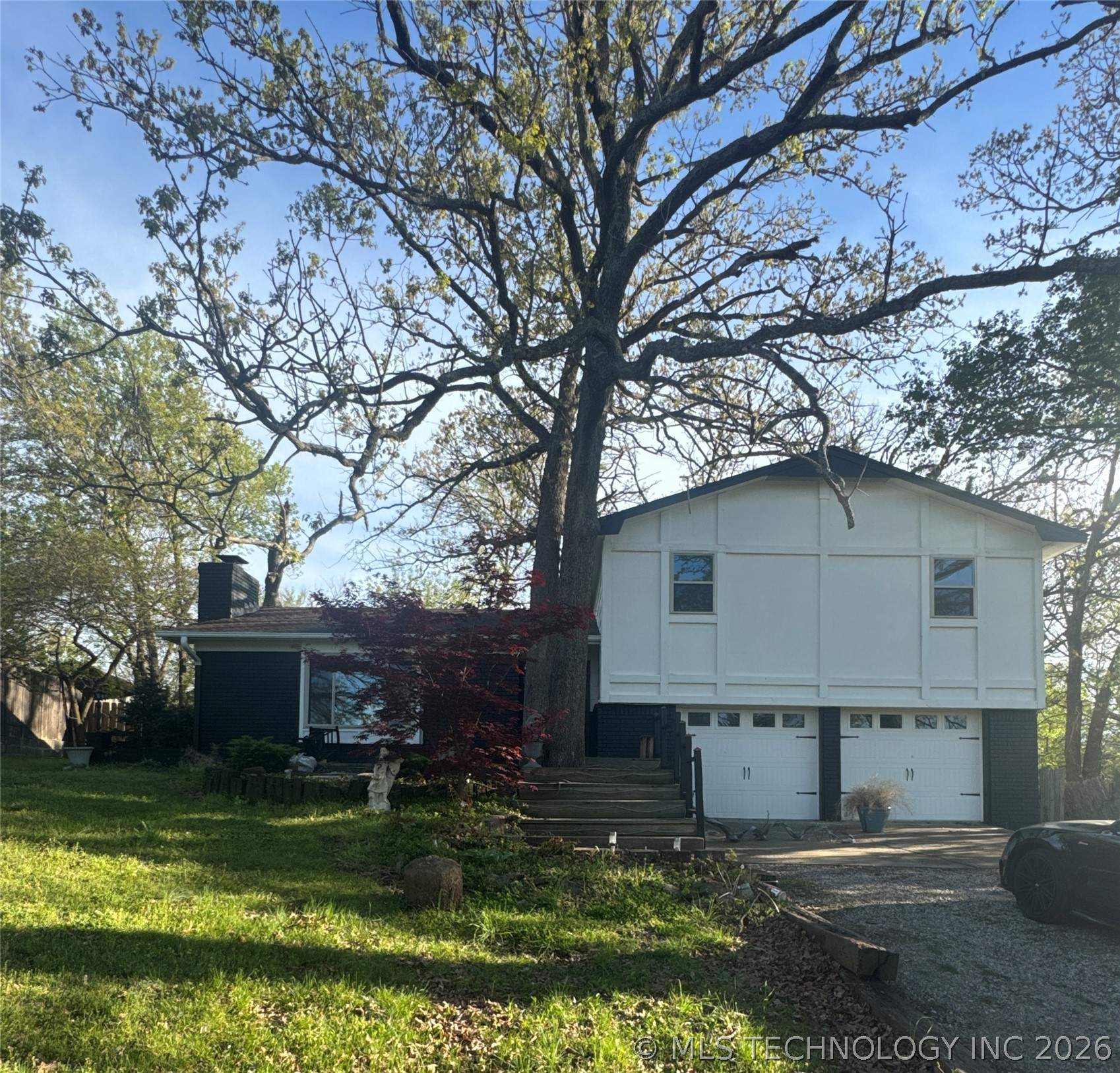 14034 E Clearview Road Property Photo 2
