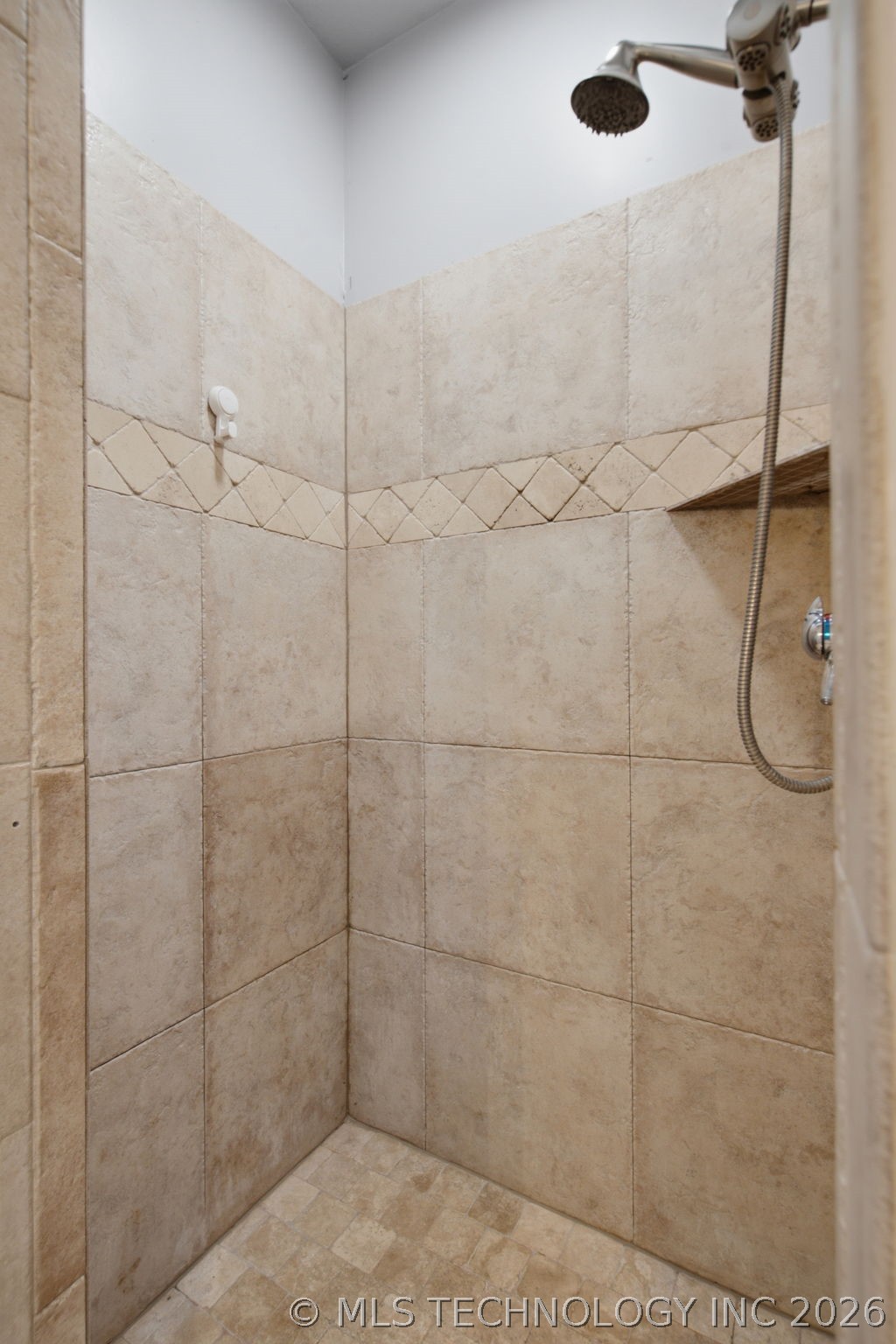 8905 N 140th East Avenue Property Photo 23