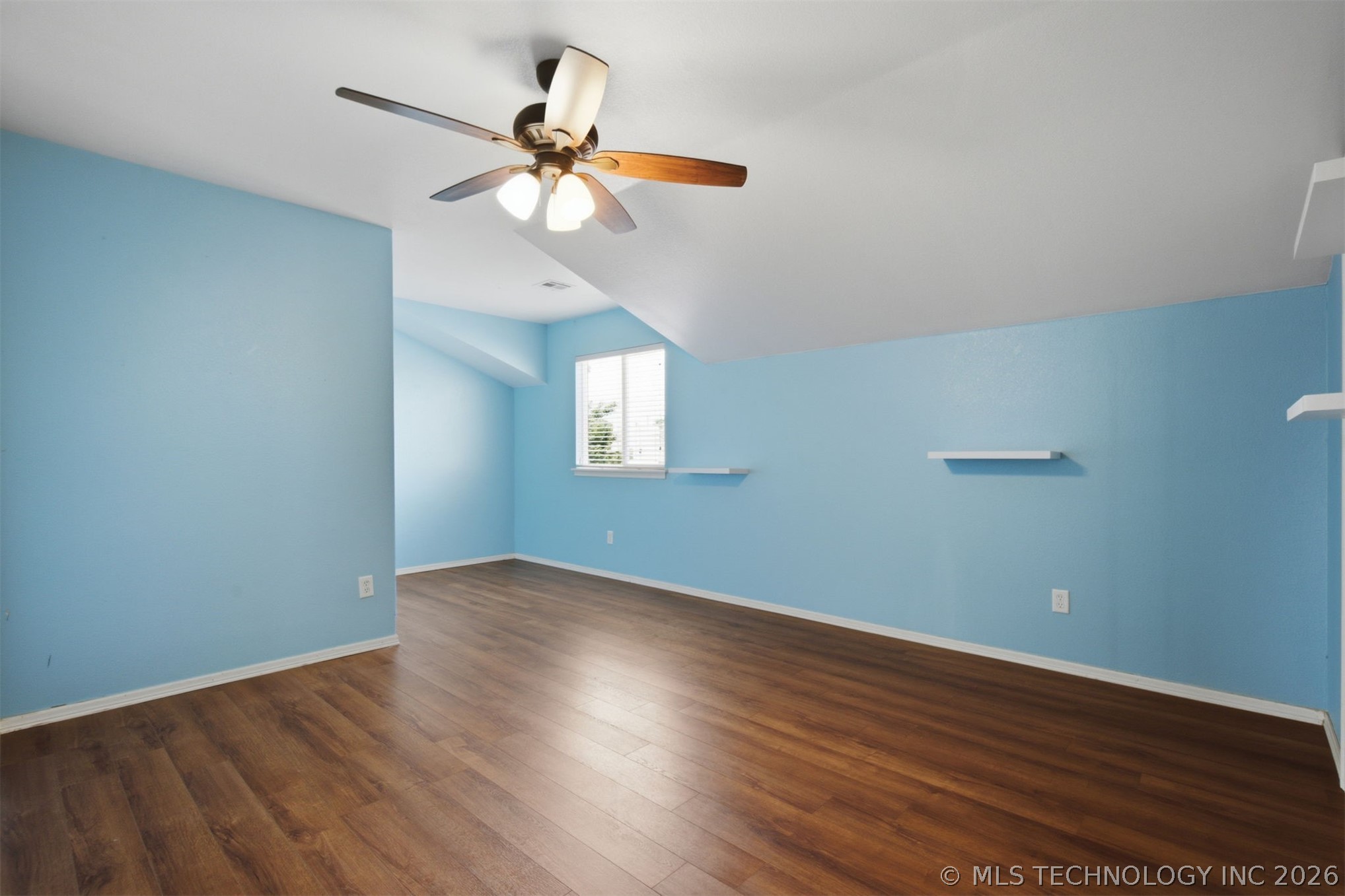 8905 N 140th East Avenue Property Photo 27
