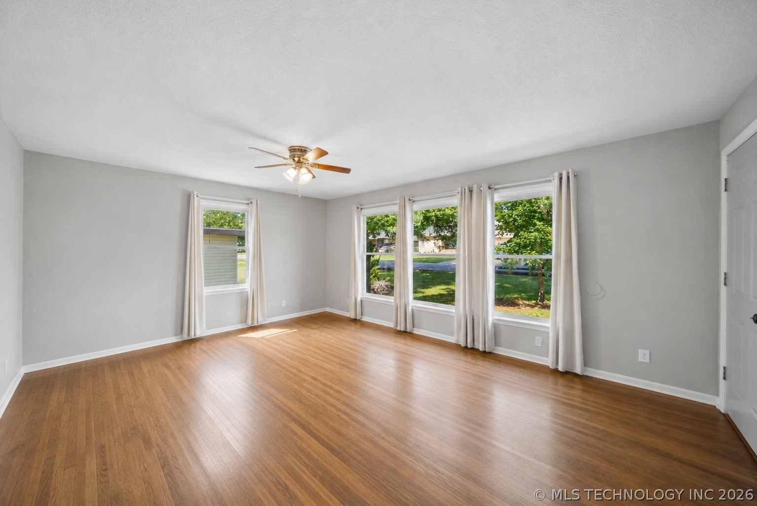 605 N C Avenue Property Photo 6