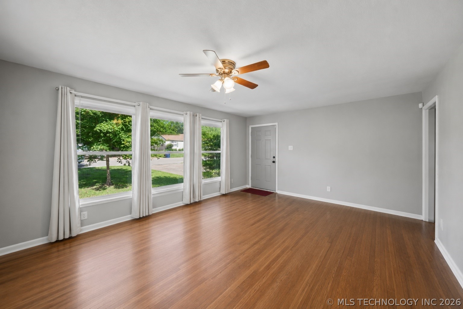 605 N C Avenue Property Photo 7