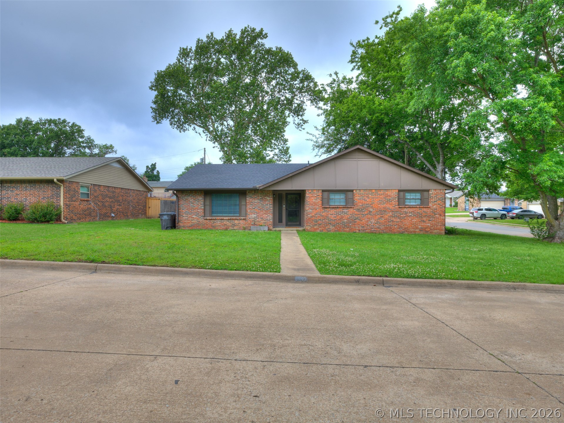 1201 Guinn Lane Property Photo 3