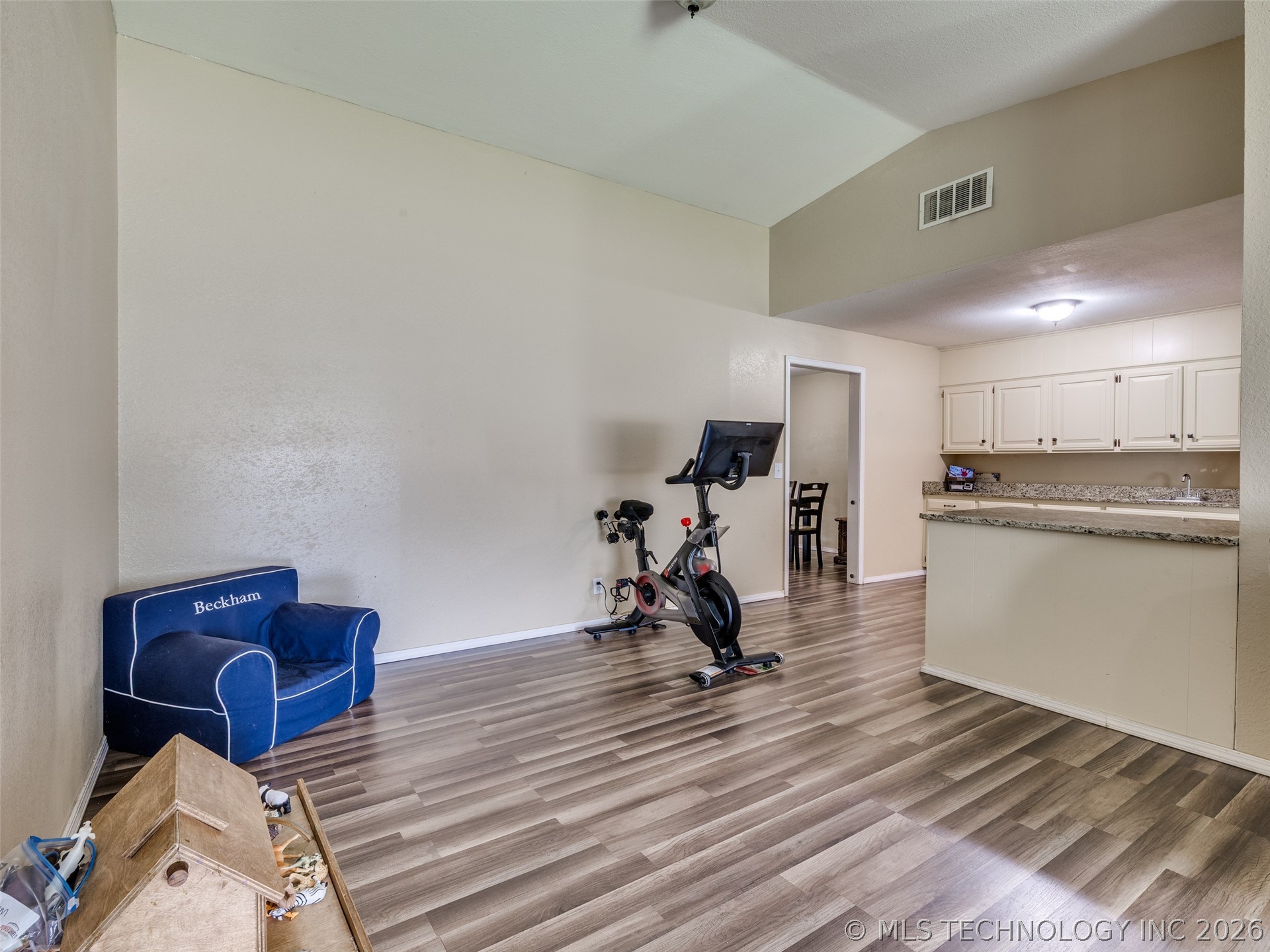 1201 Guinn Lane Property Photo 16