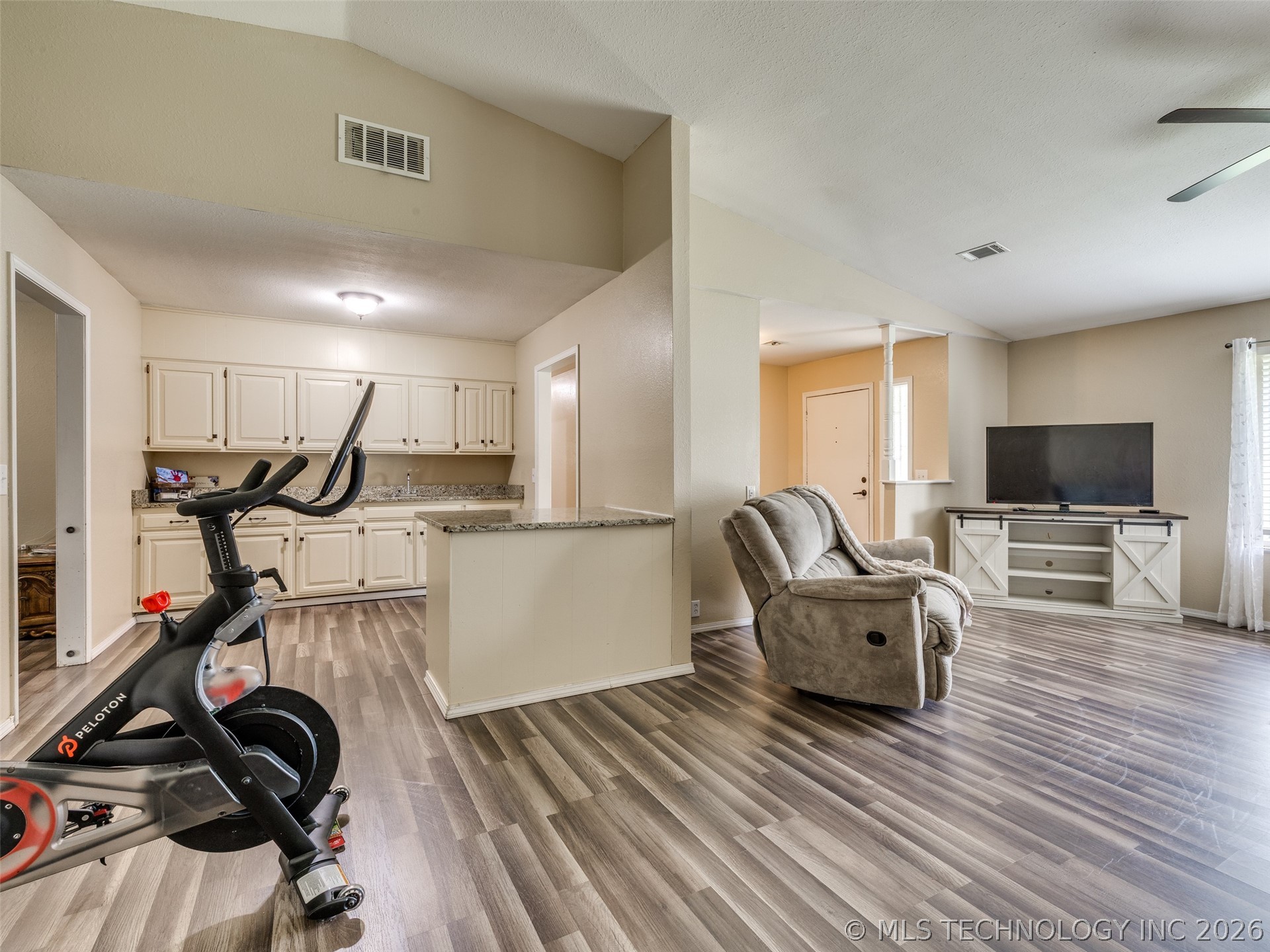 1201 Guinn Lane Property Photo 17