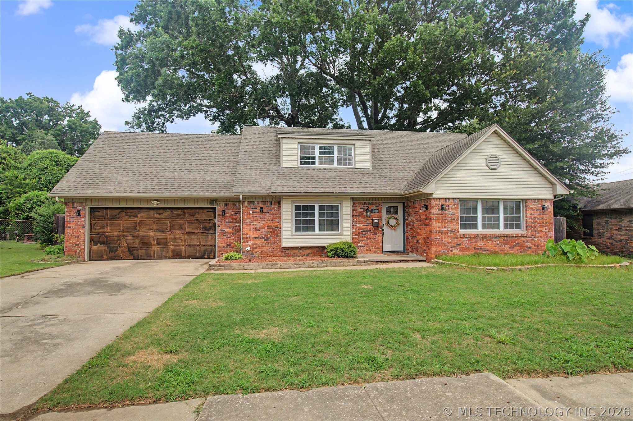 408 Rodman Circle Property Photo 1