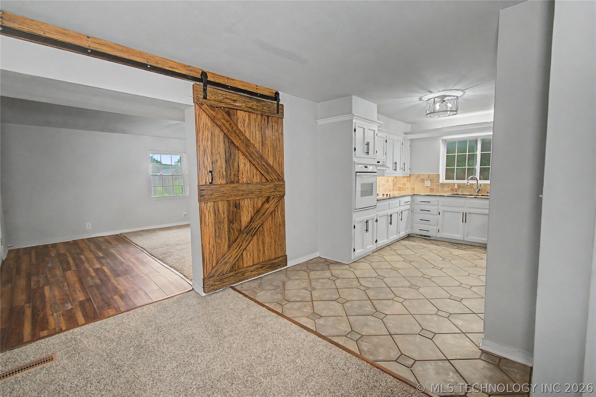 408 Rodman Circle Property Photo 8