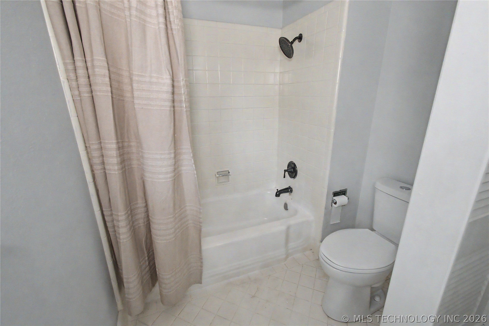 408 Rodman Circle Property Photo 22