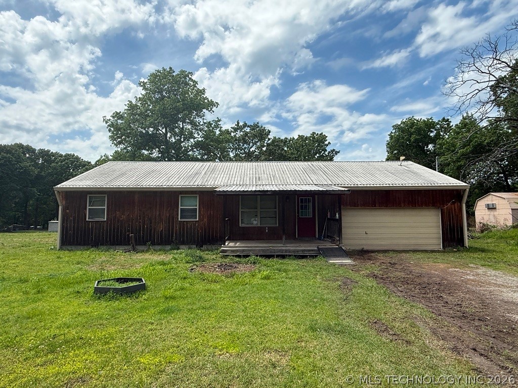 595 Pryor Creek Loop Property Photo 2