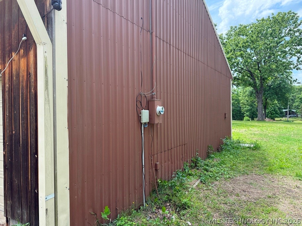 595 Pryor Creek Loop Property Photo 3