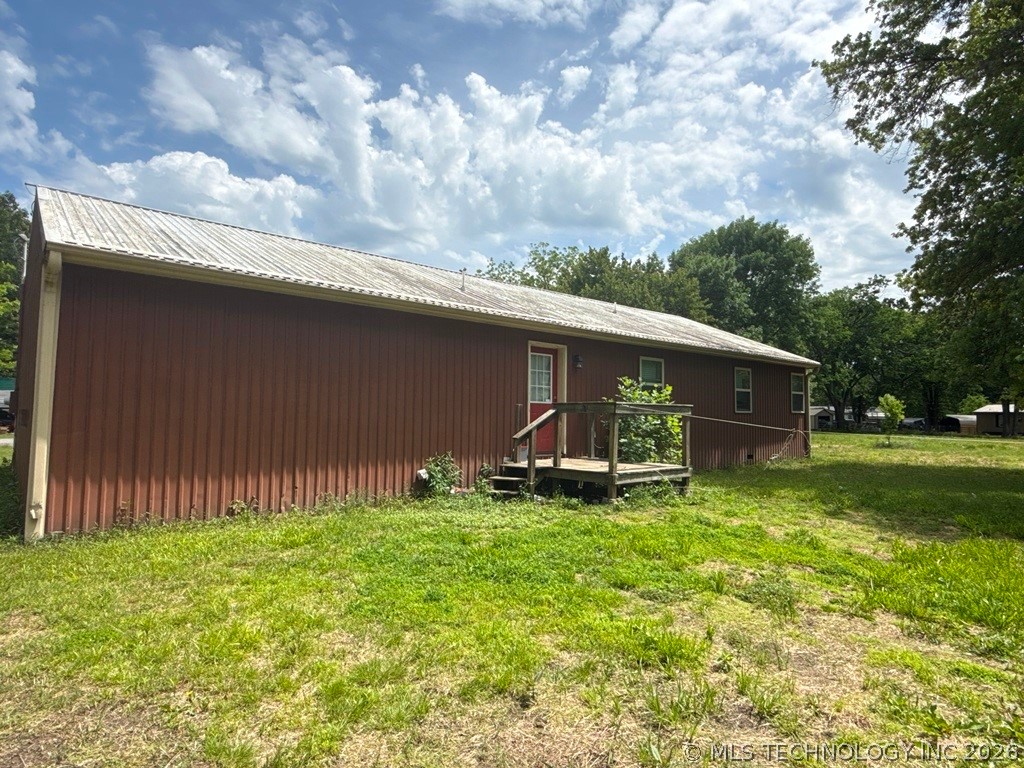 595 Pryor Creek Loop Property Photo 5