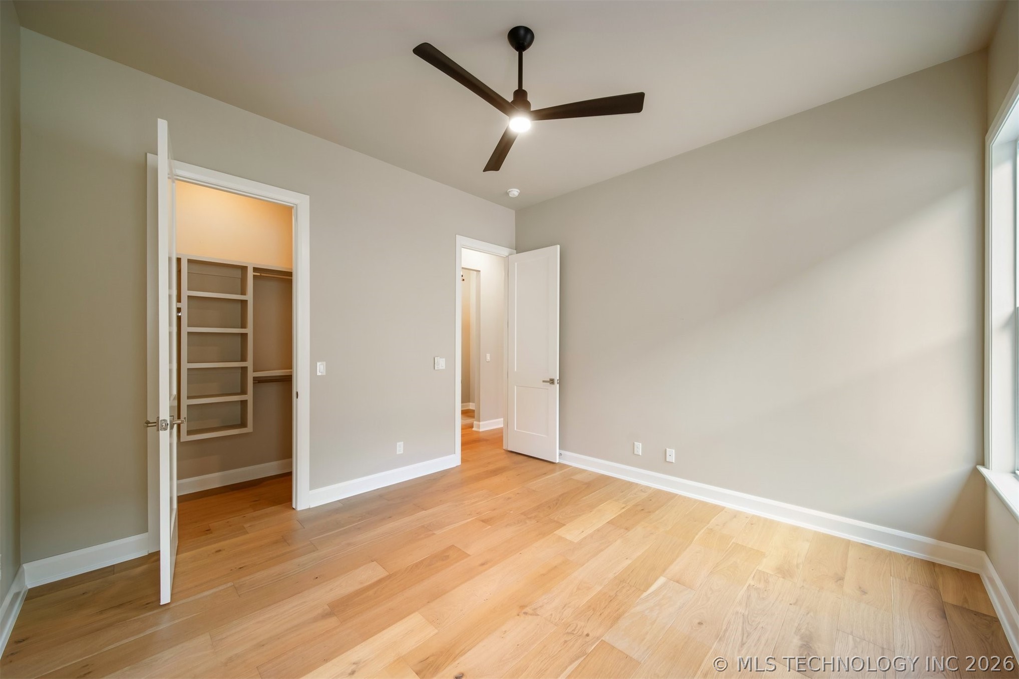 1231 N 71st Place Property Photo 14