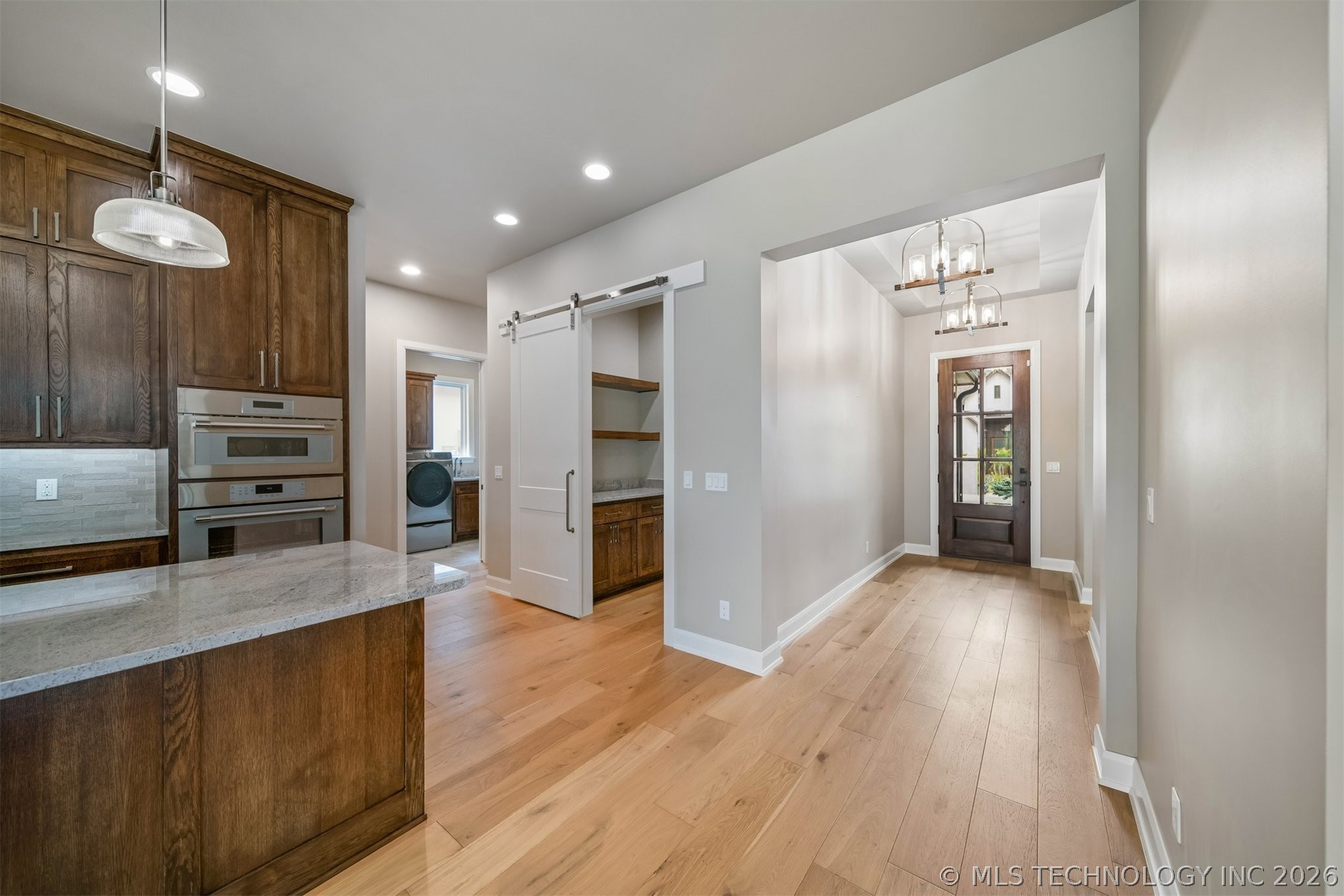 1231 N 71st Place Property Photo 16