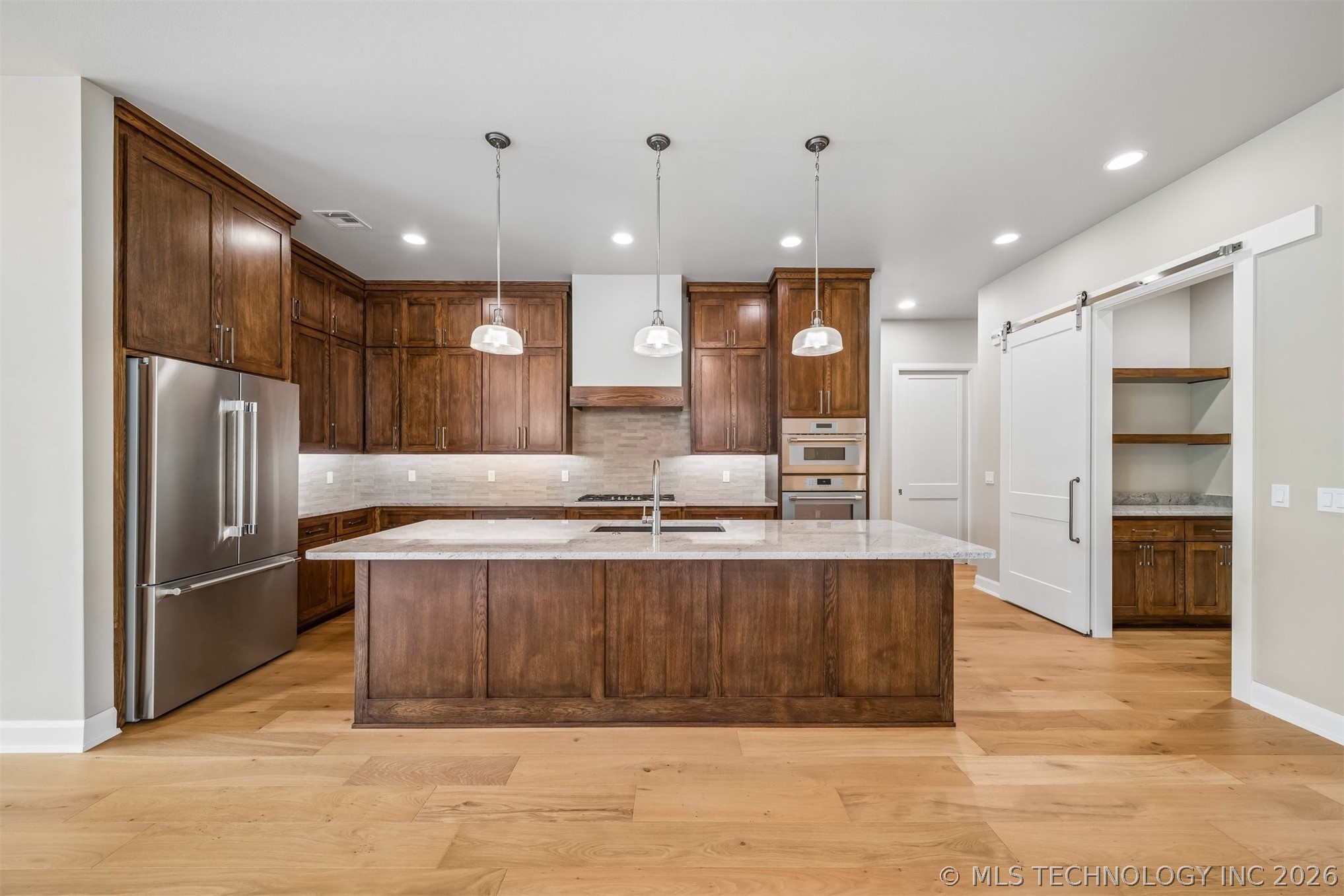 1231 N 71st Place Property Photo 19