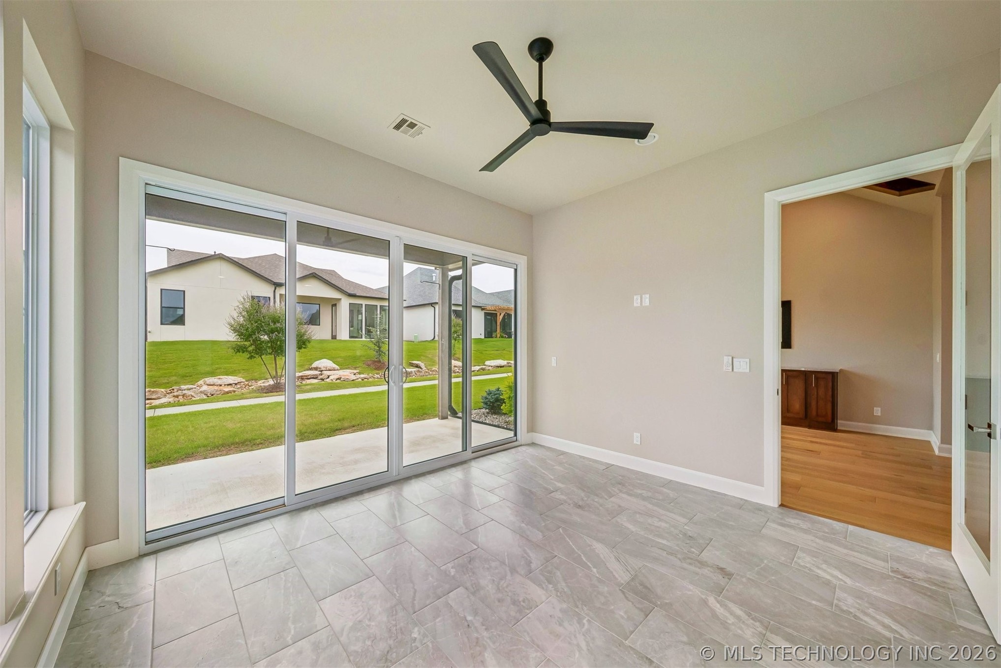 1231 N 71st Place Property Photo 37