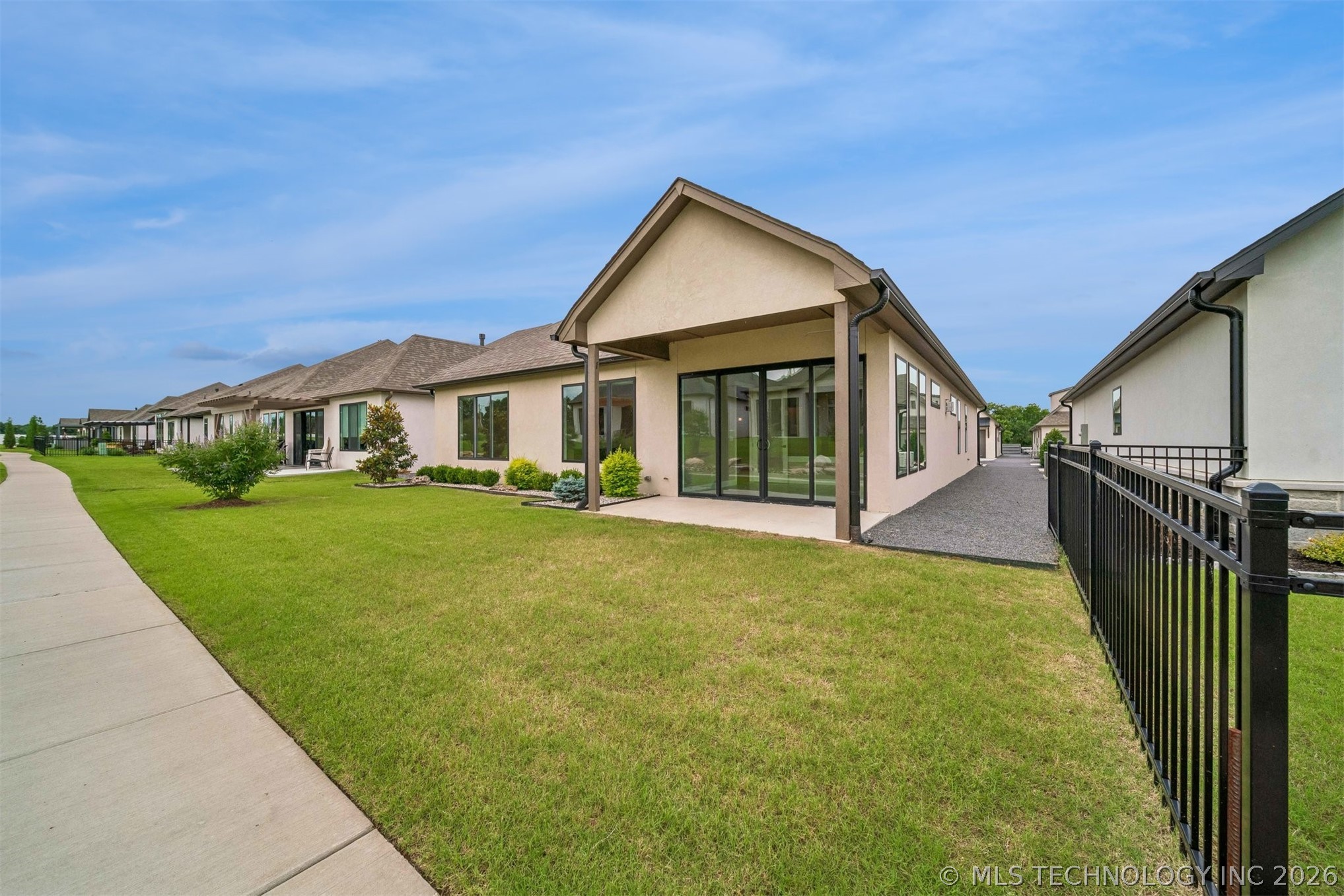 1231 N 71st Place Property Photo 48