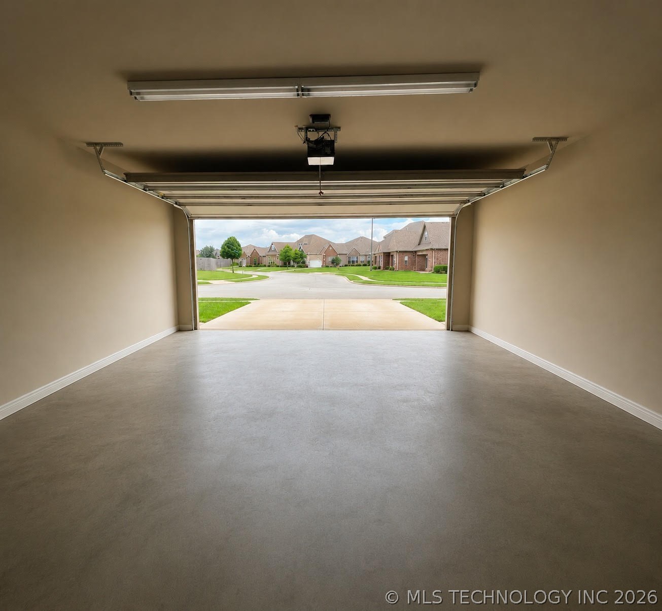20617 E 31st Place Property Photo 11