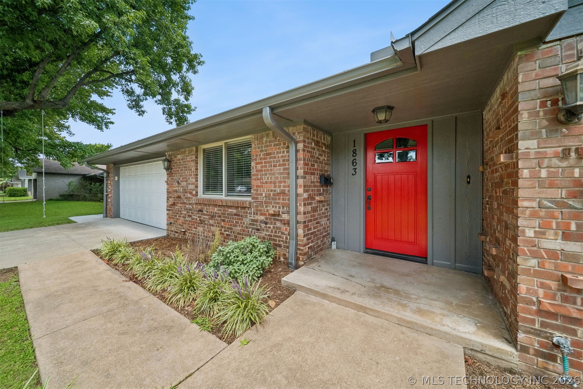 1863 E 57th Place Property Photo 2
