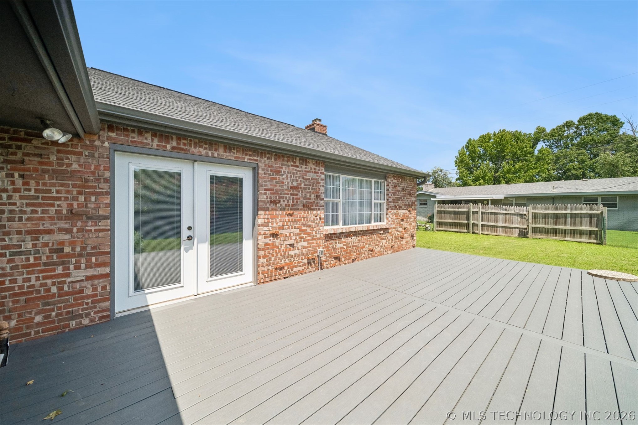 1863 E 57th Place Property Photo 26